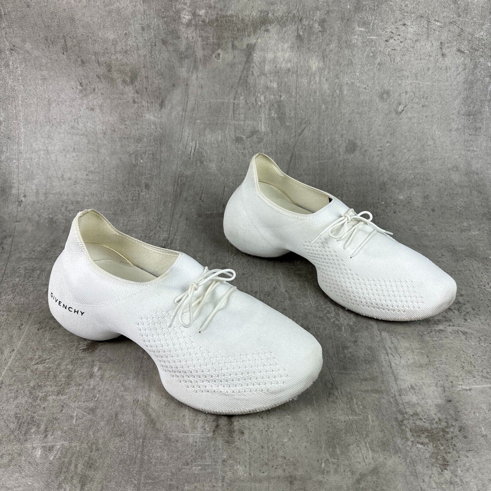 Givenchy GIVENCHY TK360 Sneakers White Size US 8 / EU 41 - 1 Thumbnail
