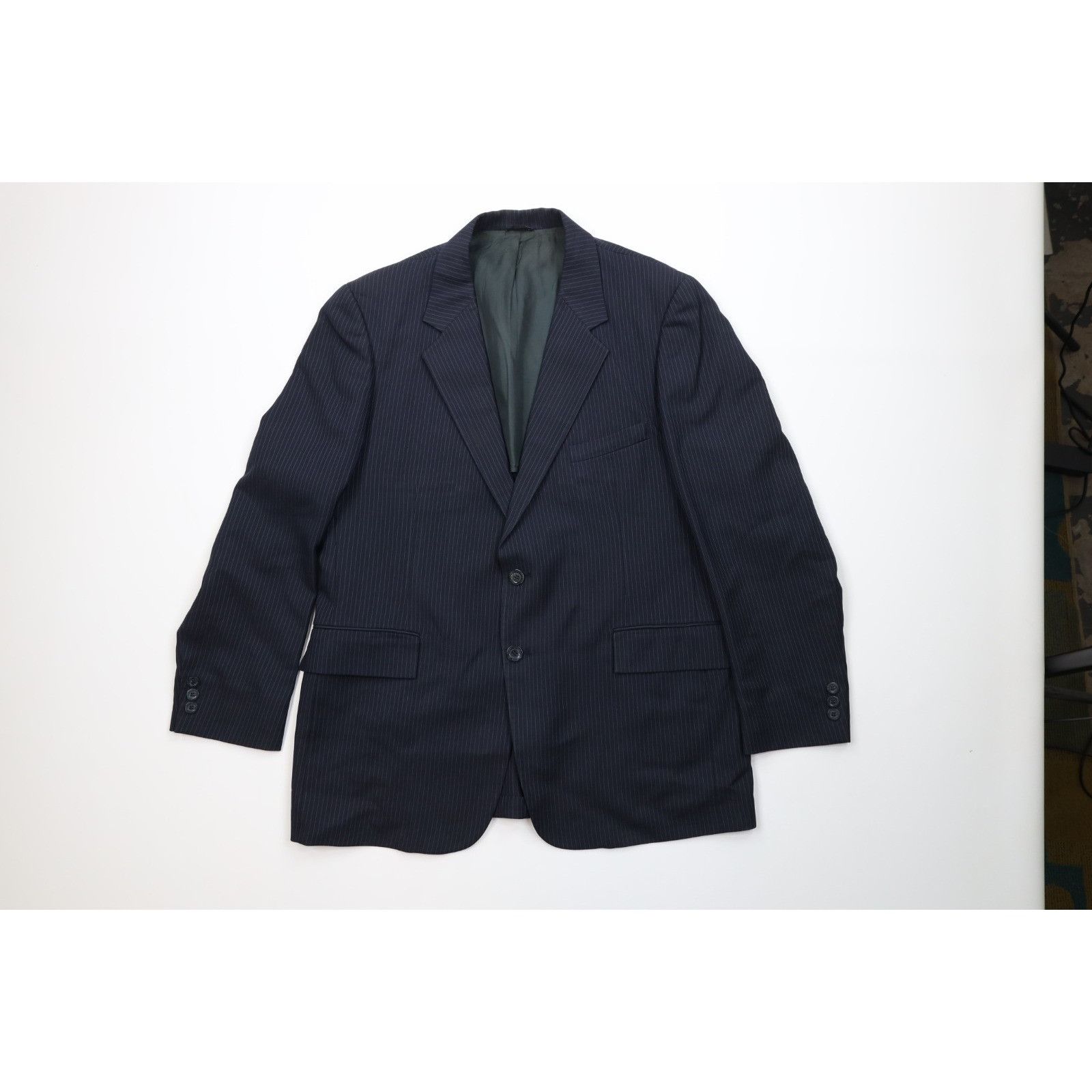 Vintage Vintage 70s Streetwear Distressed 3 Piece Pinstriped Suit Size 44R - 2 Thumbnail