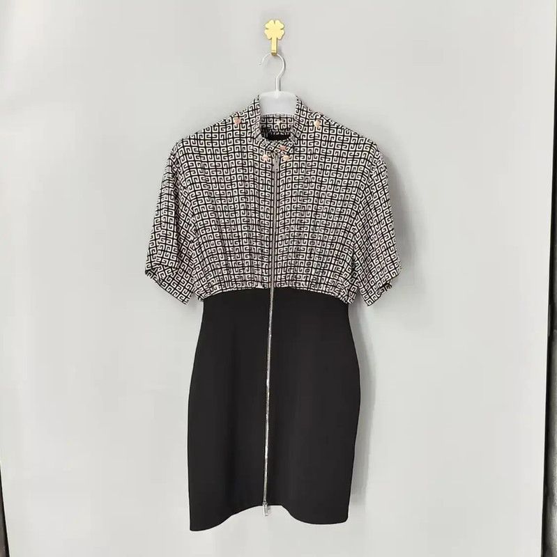 Givenchy Givenchy Black Dress with Graphic Design 0089 Size S / US 4 / IT 40 - 1 Thumbnail