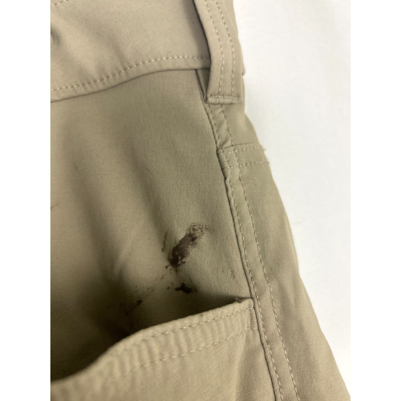 Eddie Bauer Eddie Bauer Cargo Shorts Mens Beige Nylon Spandex 38x11 Pockets Size US 38 / EU 54 - 5 Thumbnail
