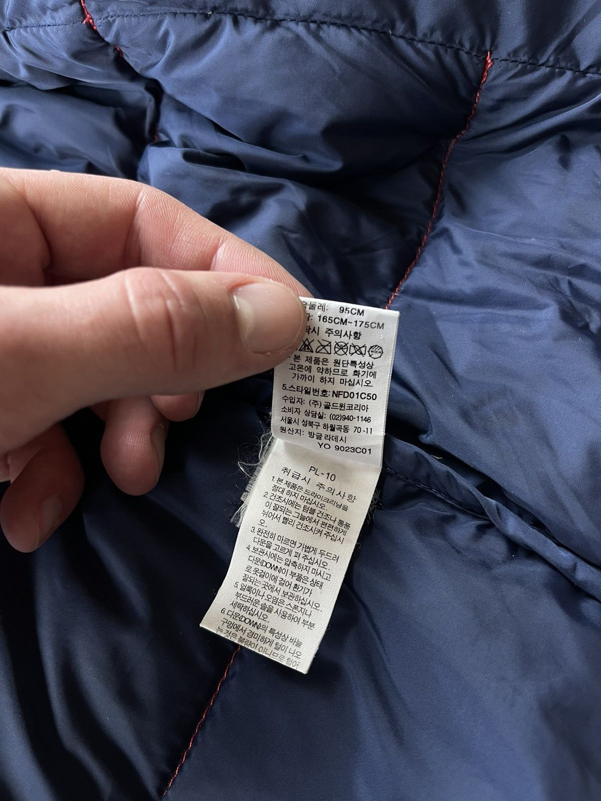 The North Face × Vintage The North Face 700 Down Puffer Vest Red Goose Down Korea Size US M / EU 48-50 / 2 - 18 Thumbnail