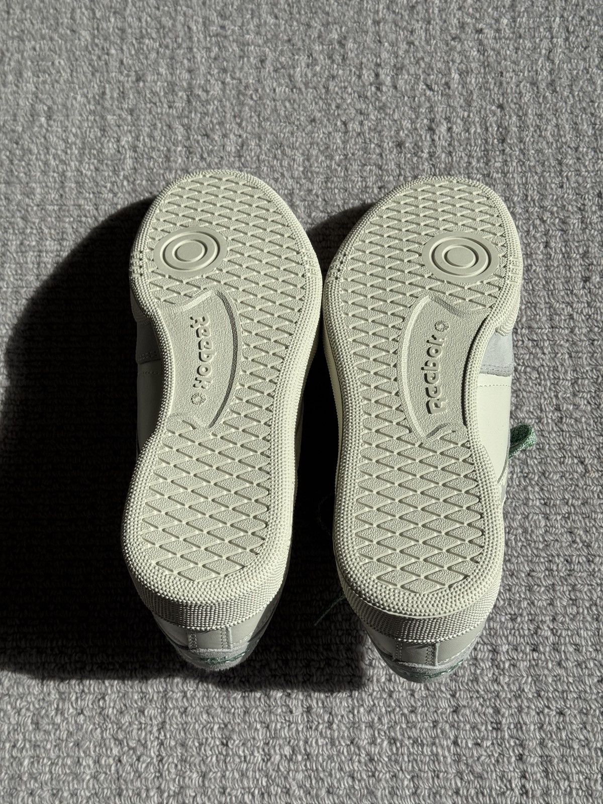 Reebok FRIENDS WITH ANIMALS Club C Size US 9.5 / EU 42-43 - 5 Thumbnail