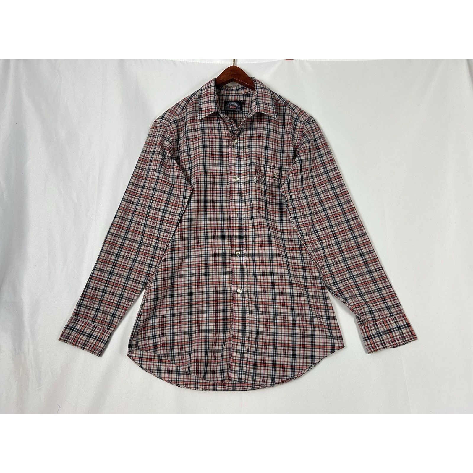 Levi's VTG Levis Mens M Red Blue Plaid Button Up LS Shirt White Tab Size US M / EU 48-50 / 2 - 1 Thumbnail