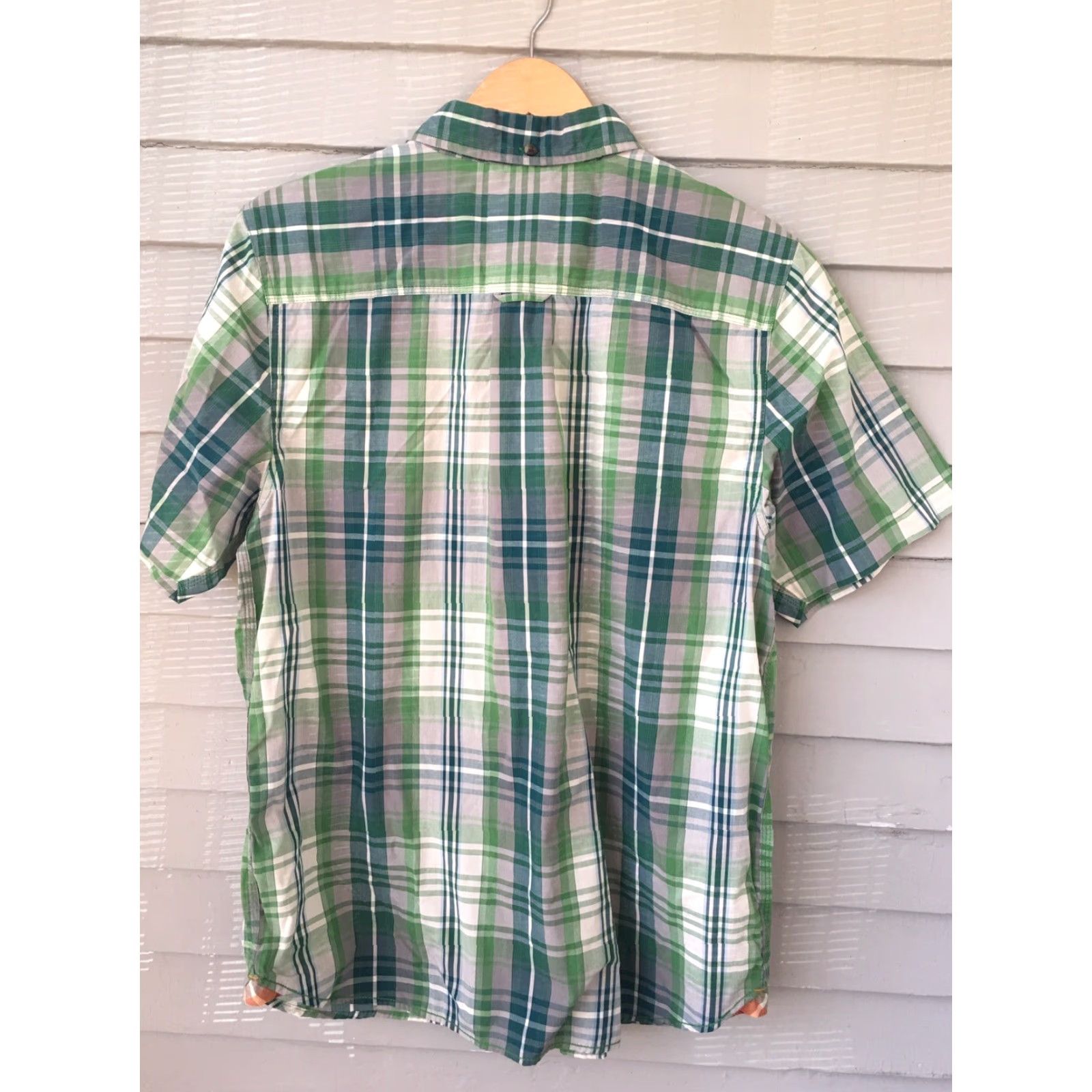 The North Face THE NORTH FACE SHIRT MENS LARGE L PLAID SHORT SLEEVE BUTTON-UP/ BUTTON FRONT MULTI-COLOR Cotton Blend Style: Button-Front Size US L / EU 52-54 / 3 - 5 Thumbnail