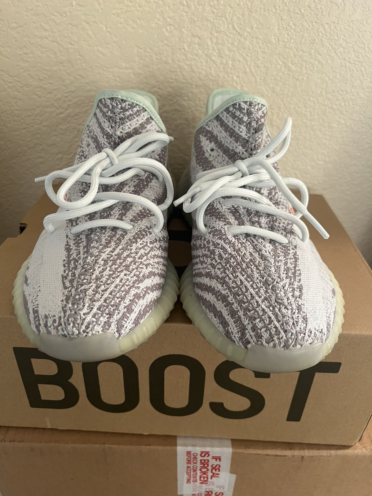 Yeezy Yeezy Boost 350 V2 “Blue Tint” Size US 10 / EU 43 - 5 Thumbnail