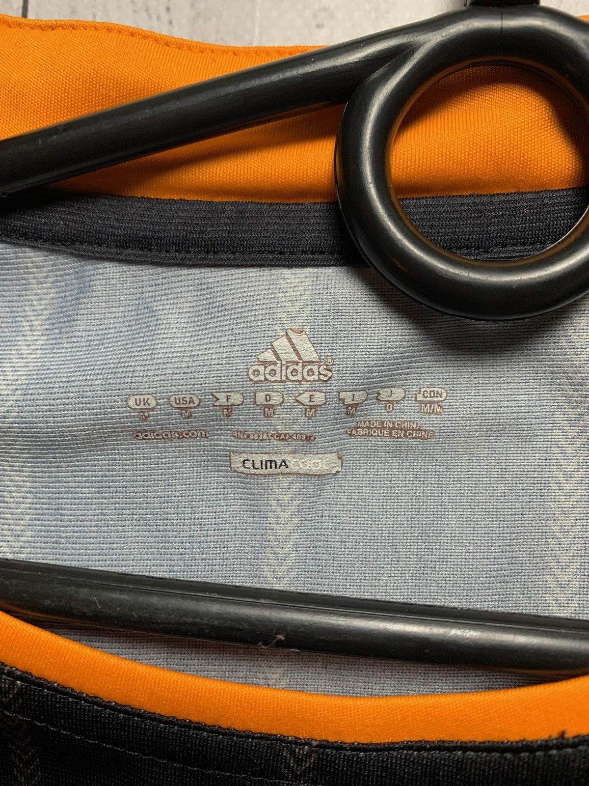 Adidas × Chelsea Soccer × Vintage 9 Torres Vintage adidas Chelsea soccer jersey black size M Size US M / EU 48-50 / 2 - 4 Thumbnail