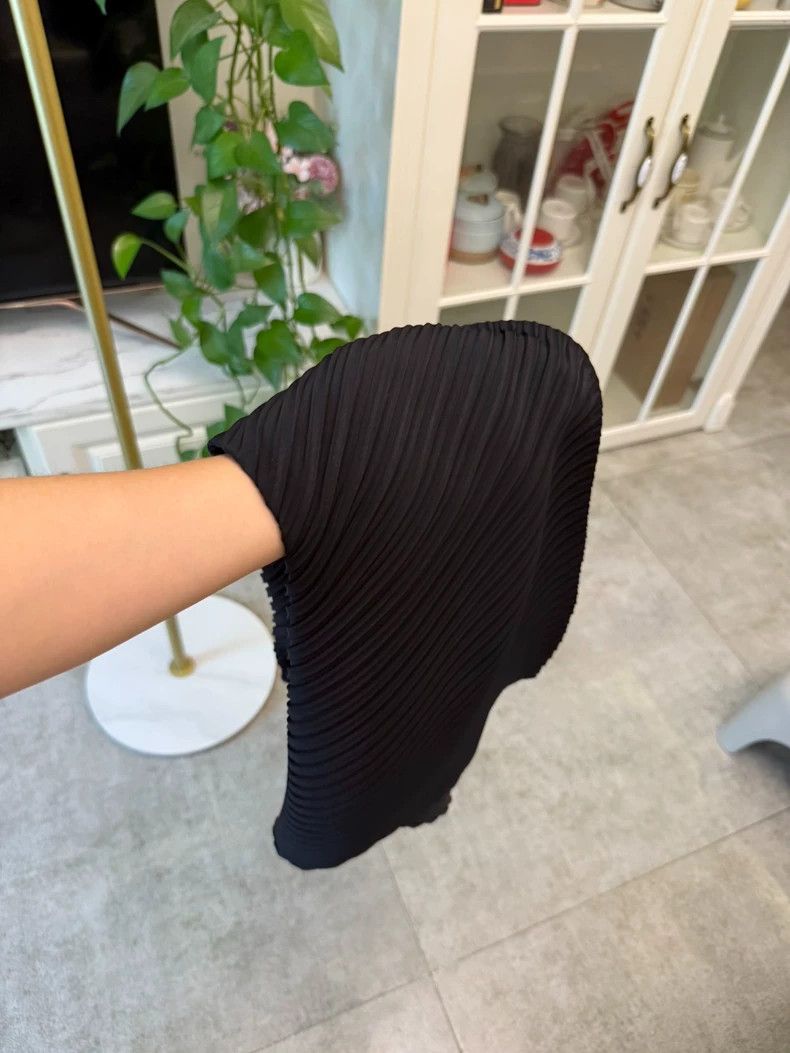 Issey Miyake Issey Miyake size:2 Black twill skirt Size 22" - 6 Thumbnail