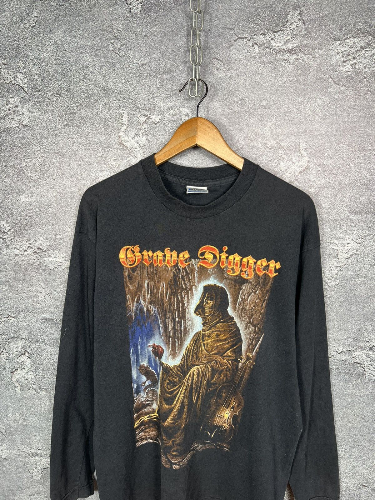 Band Tees Vintage 1995 Grave Digger Long Sleeve Heart of Darkness Size US L / EU 52-54 / 3 - 3 Thumbnail