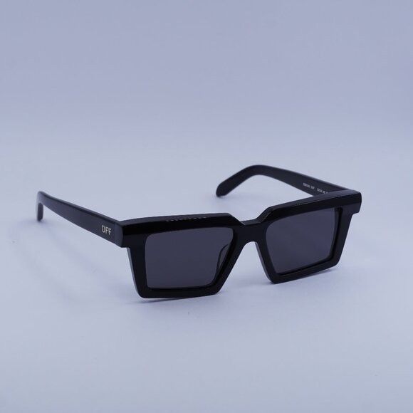 Off-White Off-White OERI142 WINDSOR 1007 Sunglasses Black Square Frame Size ONE SIZE - 1 Thumbnail