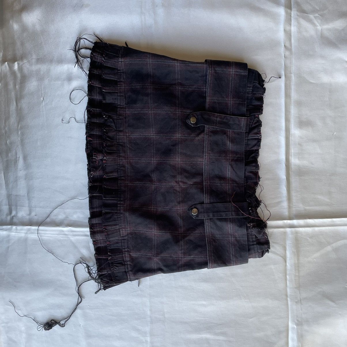 Japanese Brand FRILL BLACK PEACE NOW SKIRT Size 31" - 2 Thumbnail