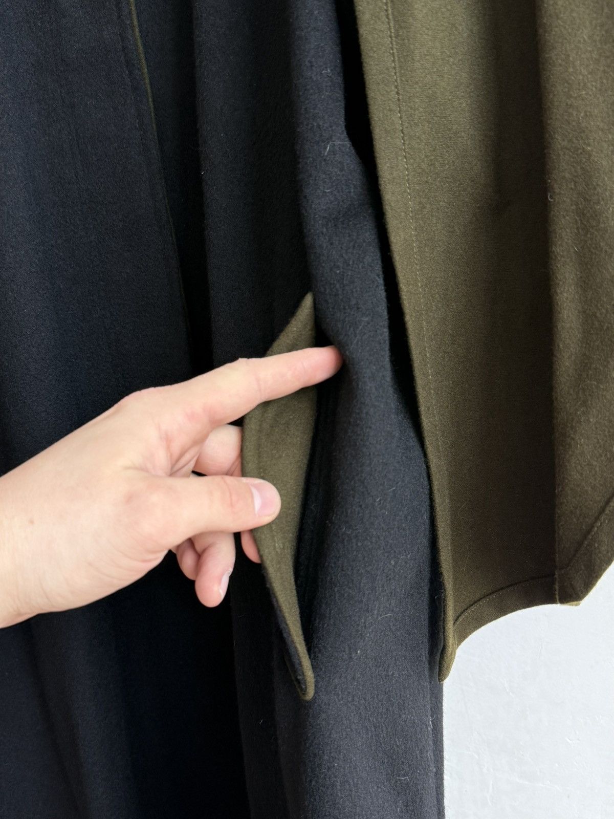 Schneiders Vintage Schneiders Salzburg Wool Coat with Green Cape Wool Size L / US 10 / IT 46 - 6 Thumbnail