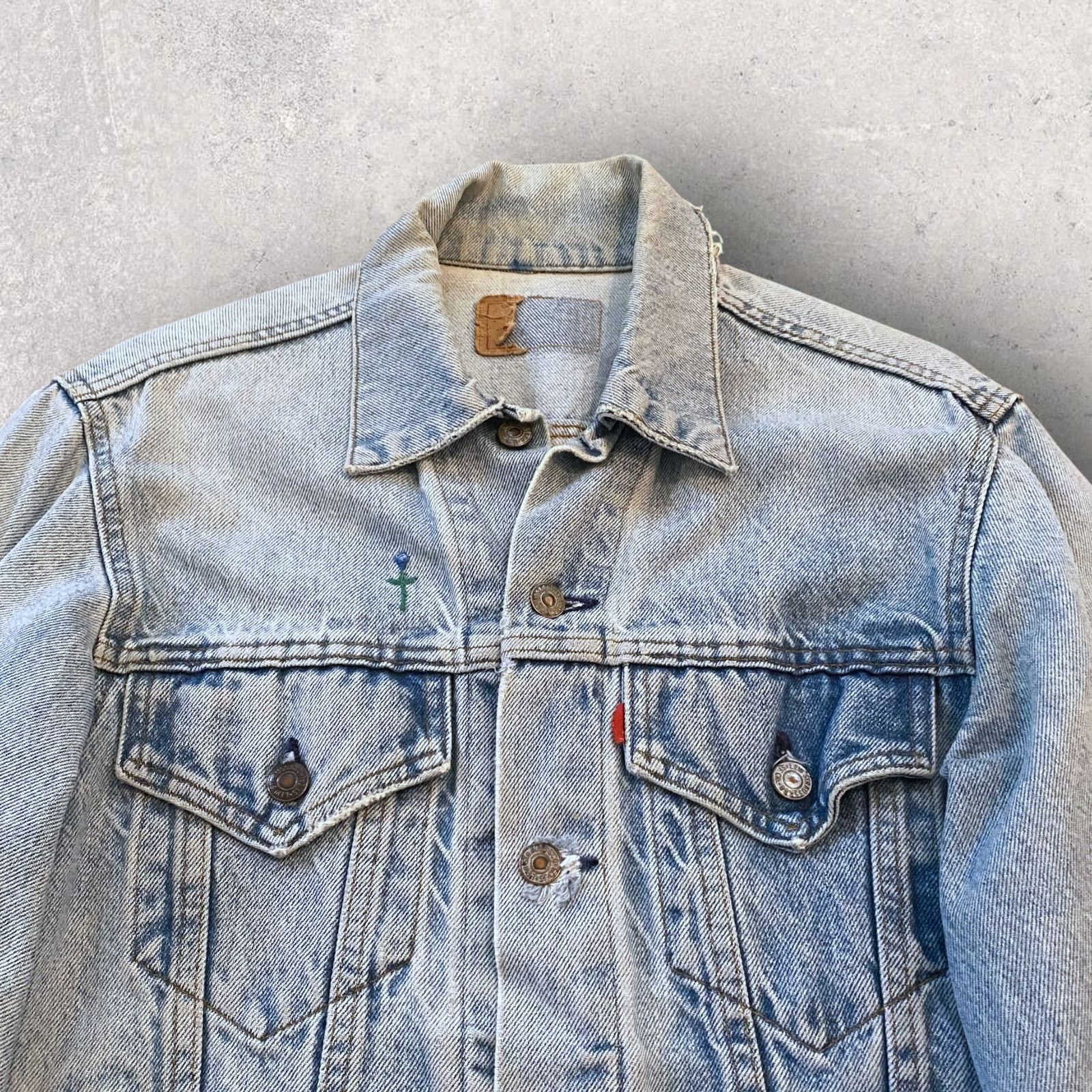 Levi's Vintage Levi's Custom Embroidered RIP Denim Trucker Jacket Size US M / EU 48-50 / 2 - 3 Thumbnail