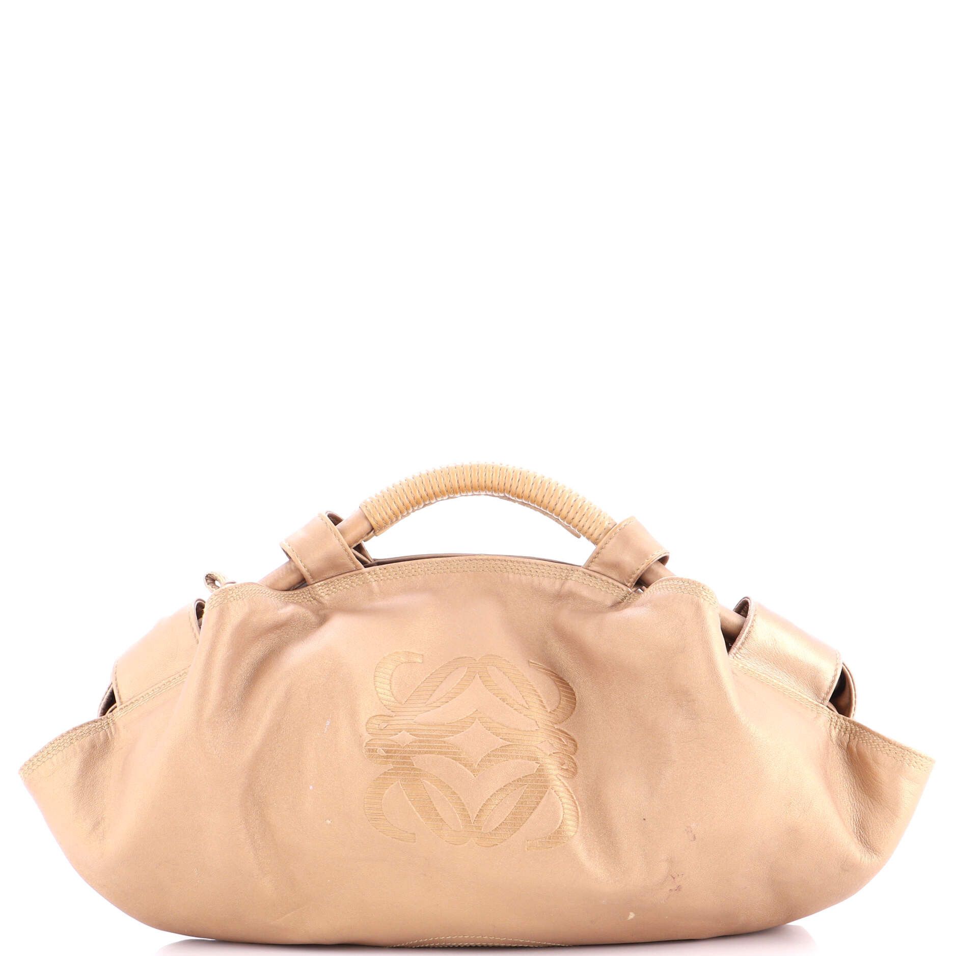 Aire Shoulder Bag