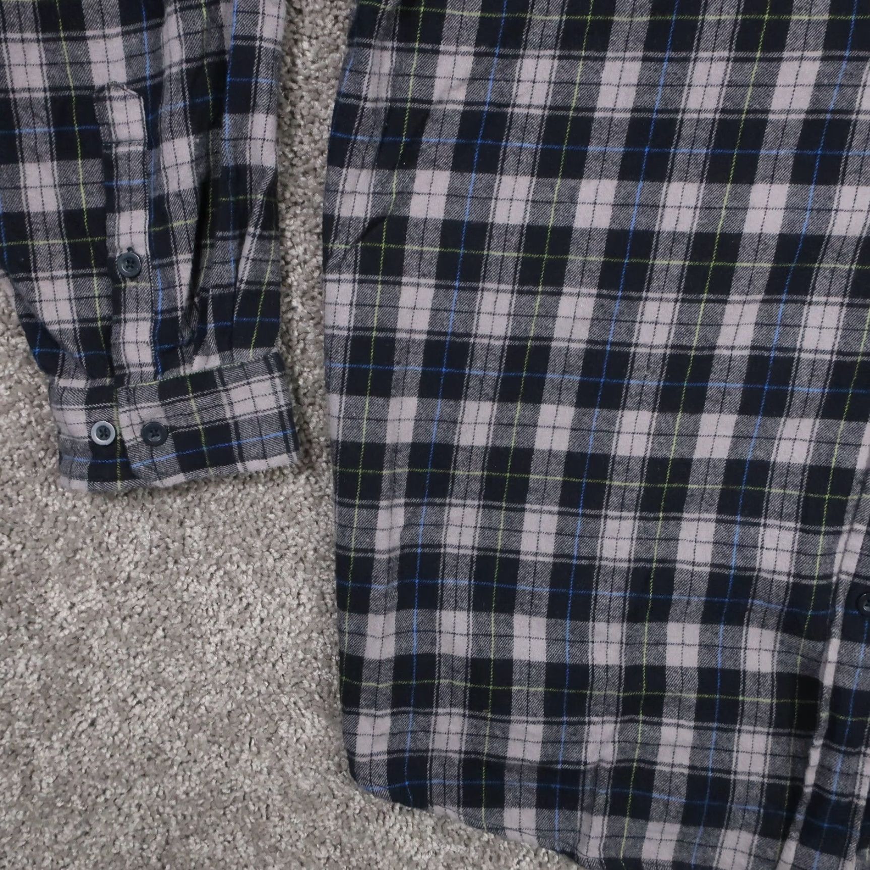 Carhartt Carhartt Flannel Button-Up Mens 2XL Black Gray Plaid Long Sleeve EUC Shirt Men Regualr Fit Size US XXL / EU 58 / 5 - 6 Thumbnail