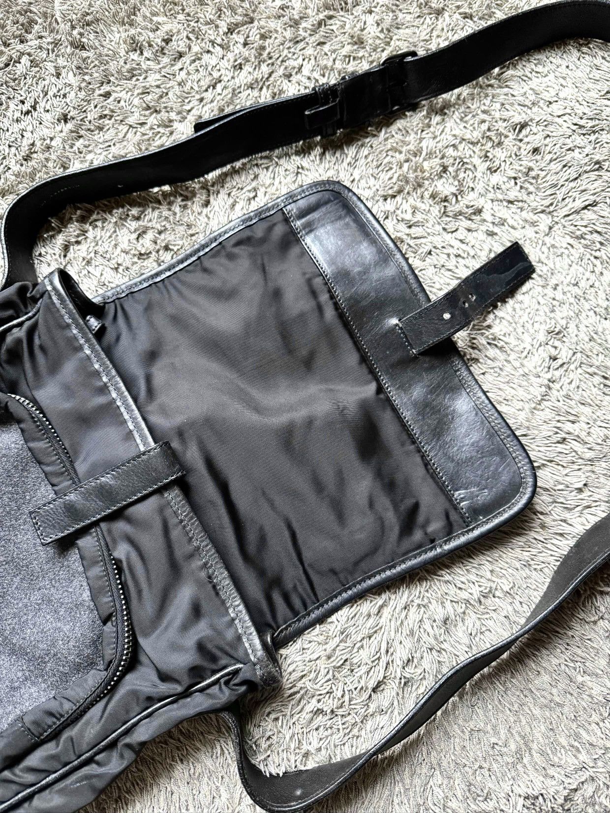 Miu Miu MIU MIU CROSS BODY MESSENGER SHOULDER BAG Size ONE SIZE - 5 Thumbnail