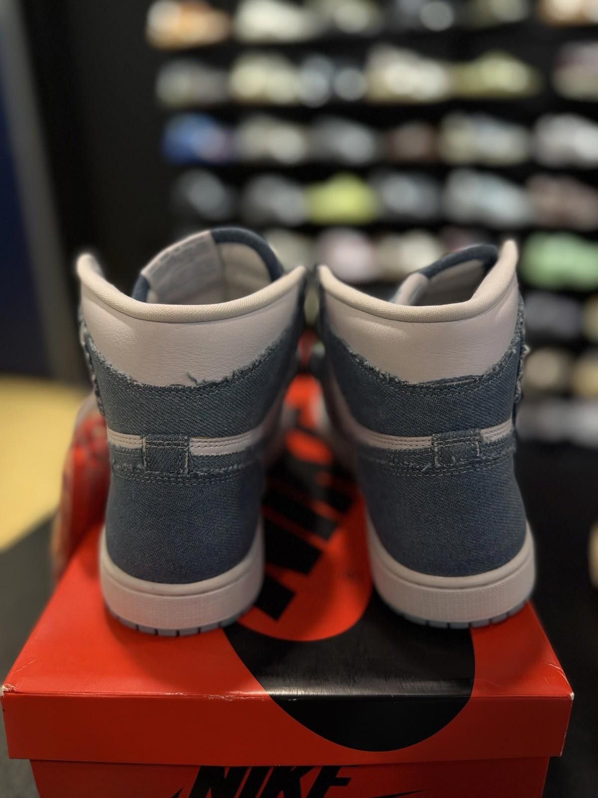 Nike Nike Air Jordan 1 Mid SE Denim Blue White Women’s 8.5 Men 7 Size US 8.5 / IT 38.5 - 6 Thumbnail