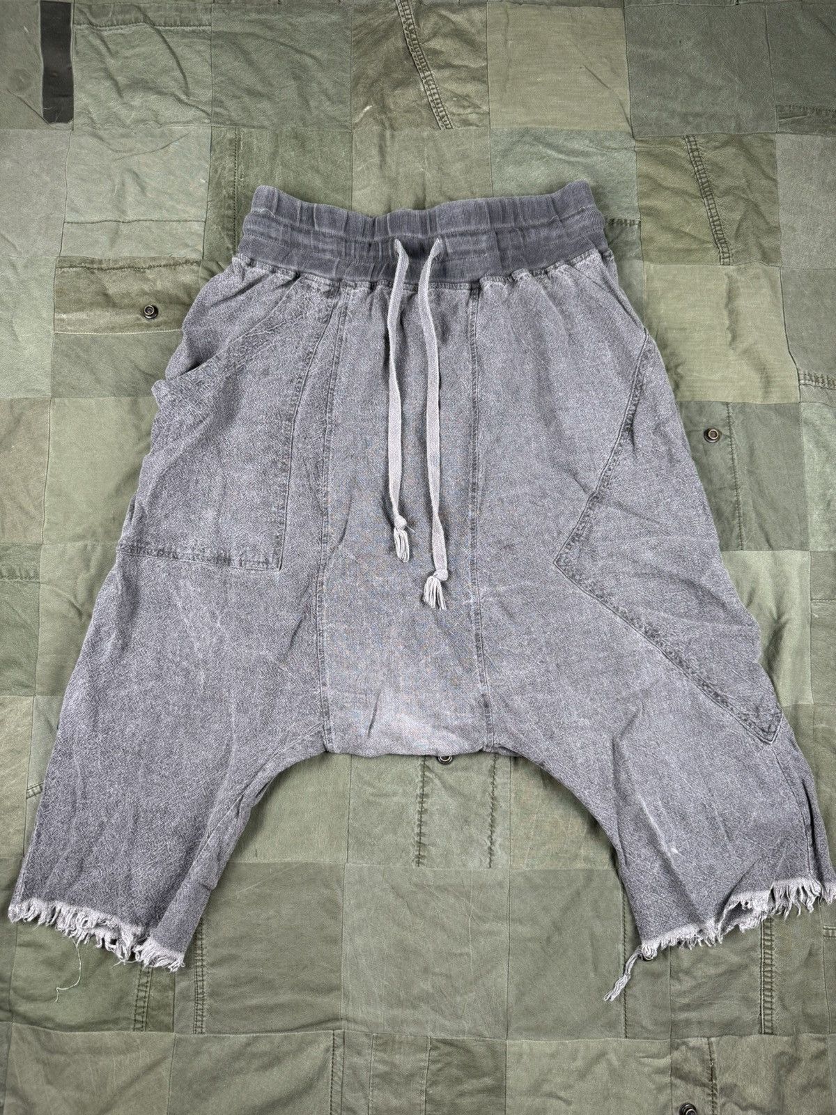 The Squad Grey Linen Shorts Size US 33 - 1 Thumbnail
