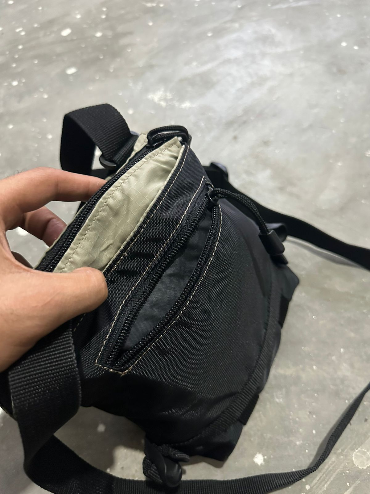 Yohji Yamamoto Ysaccs by Yohji Yamamoto Lots Pocket Crossbody/Sling bag Size ONE SIZE - 7 Thumbnail
