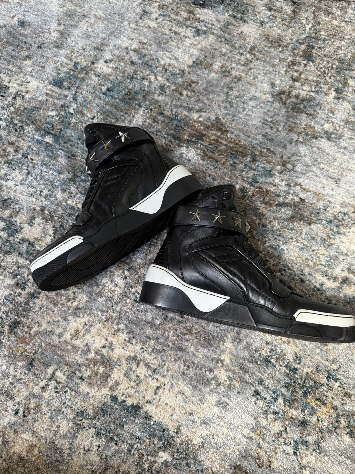 Givenchy Givenchy Tyson Star Strap High Top Sneakers Size US 9 / EU 42 - 3 Thumbnail