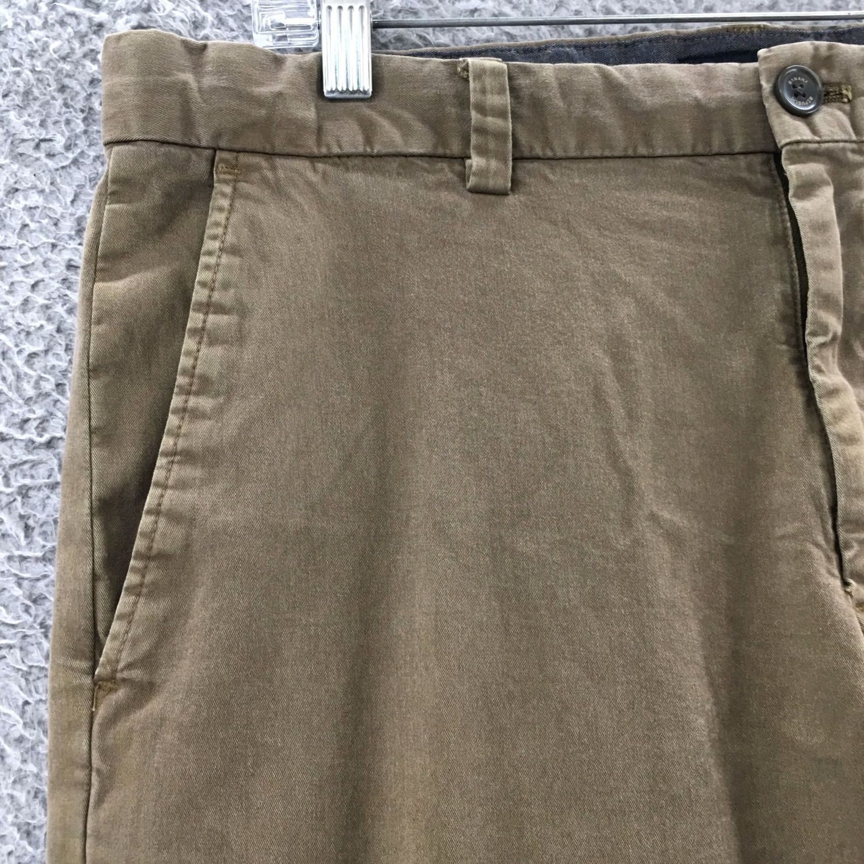 Banana Republic Banana Republic Fulton Skinny Chino Pants Mens 35x32 Green Button Dropdown Size US 35 - 4 Thumbnail