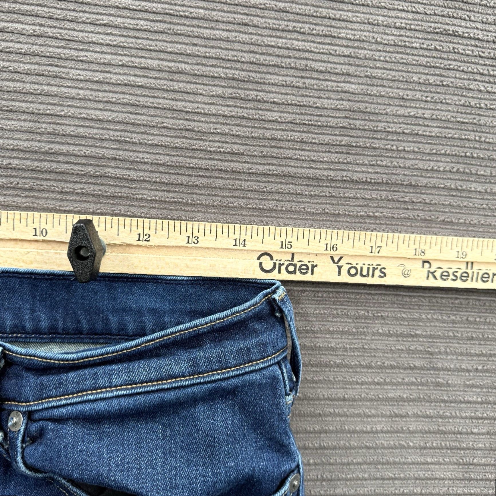 True Religion True Religion Jeans Women Slim Denim Blue 26 Cotton Mid-Rise Inseam 24 Logo USA Button Zip Variety: Shirt, Pants, Jeans? Size 26" / US 2 / IT 38 - 4 Thumbnail