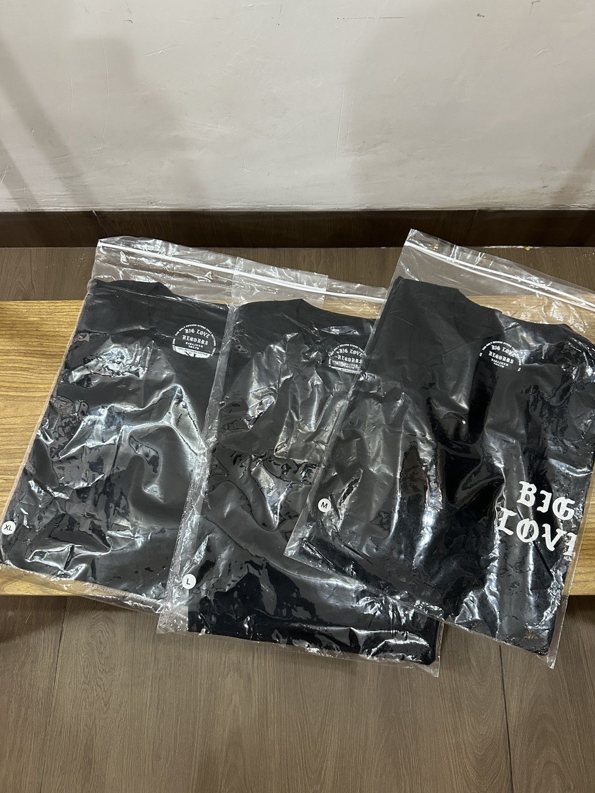 Japanese Brand Big Love Record Tokyo tee 25 "Black" - L Size US L / EU 52-54 / 3 - 7 Thumbnail