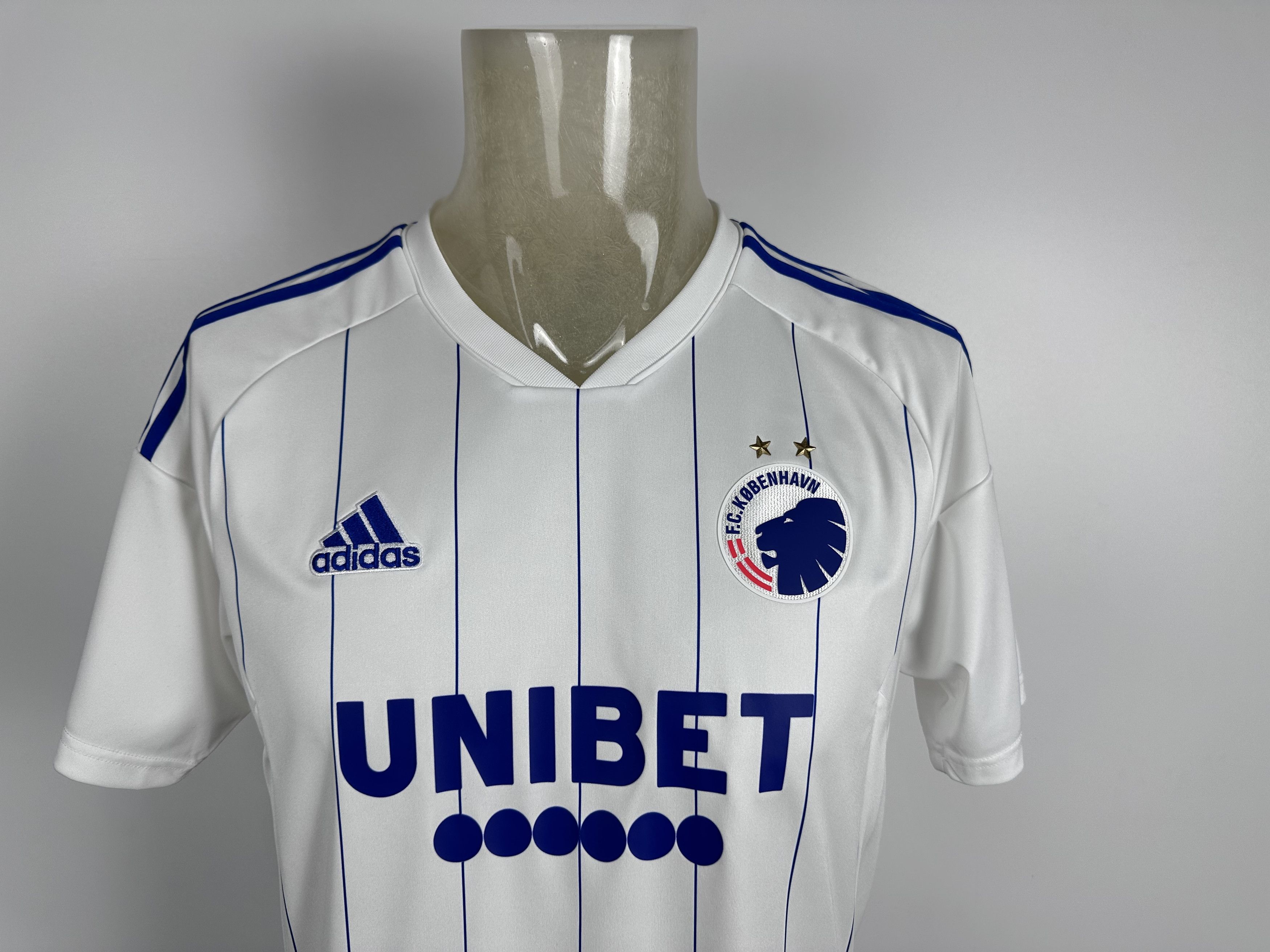 Adidas COPENHAGEN 2022 2023 FOOTBALL SHIRT SOCCER JERSEY ADIDAS Size US M / EU 48-50 / 2 - 4 Thumbnail