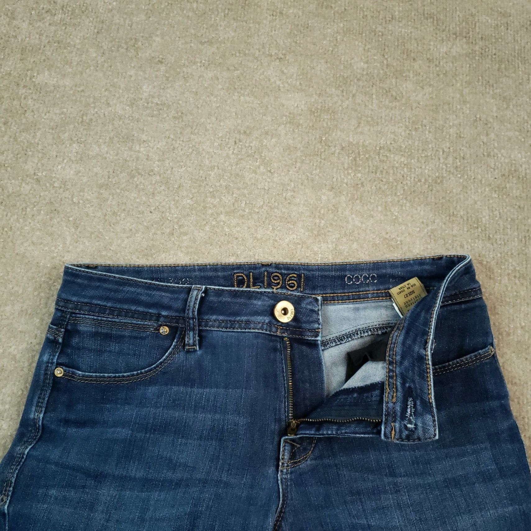 DL1961 Womens Curvy Jeans 27x29 Blue Straight Leg Casual Comfort Size 27" / US 4 / IT 40 - 6 Thumbnail
