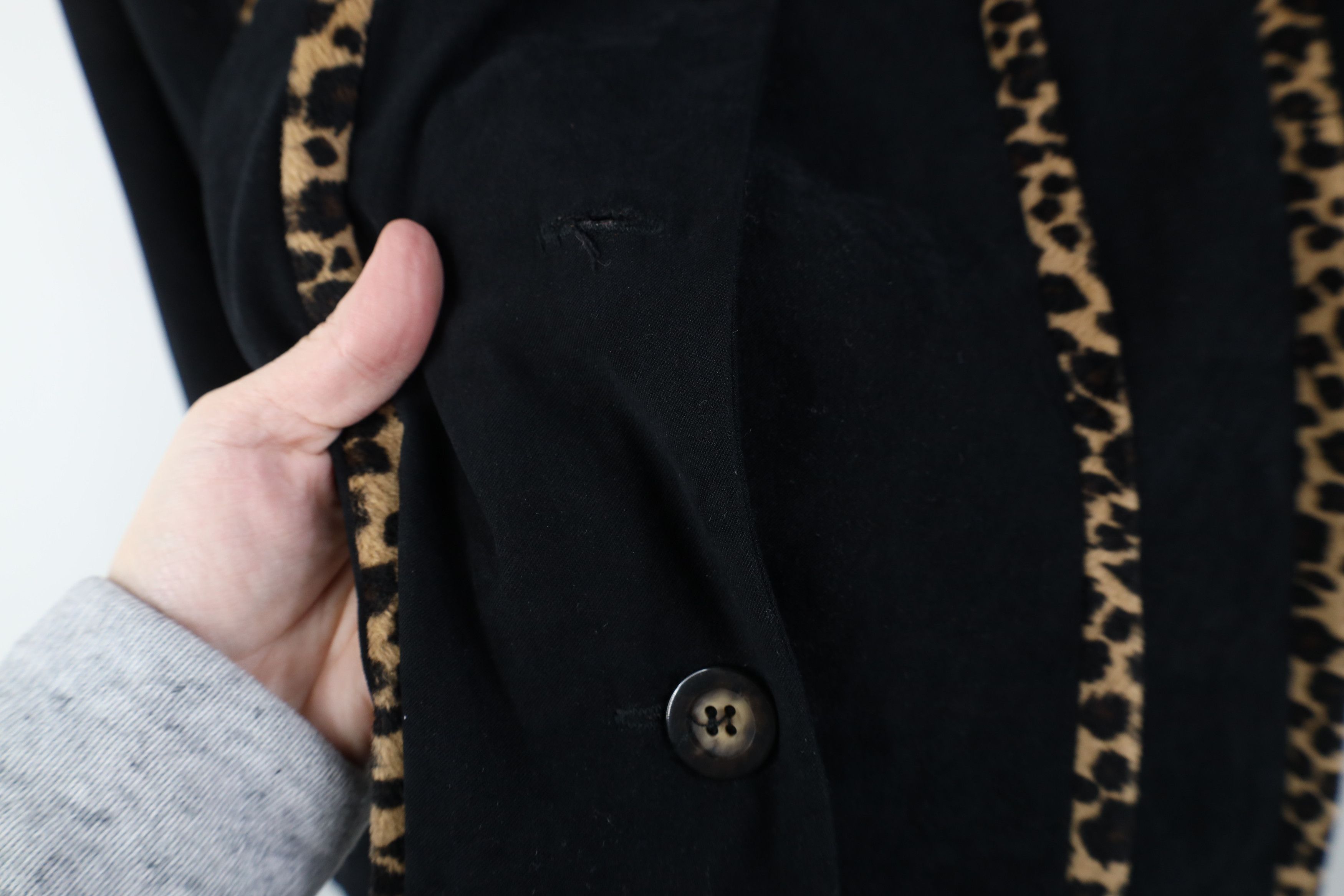 Vintage Vintage 90s Streetwear Cheetah Trim Microfiber Jacket Black Size XL / US 12-14 / IT 48-50 - 4 Thumbnail