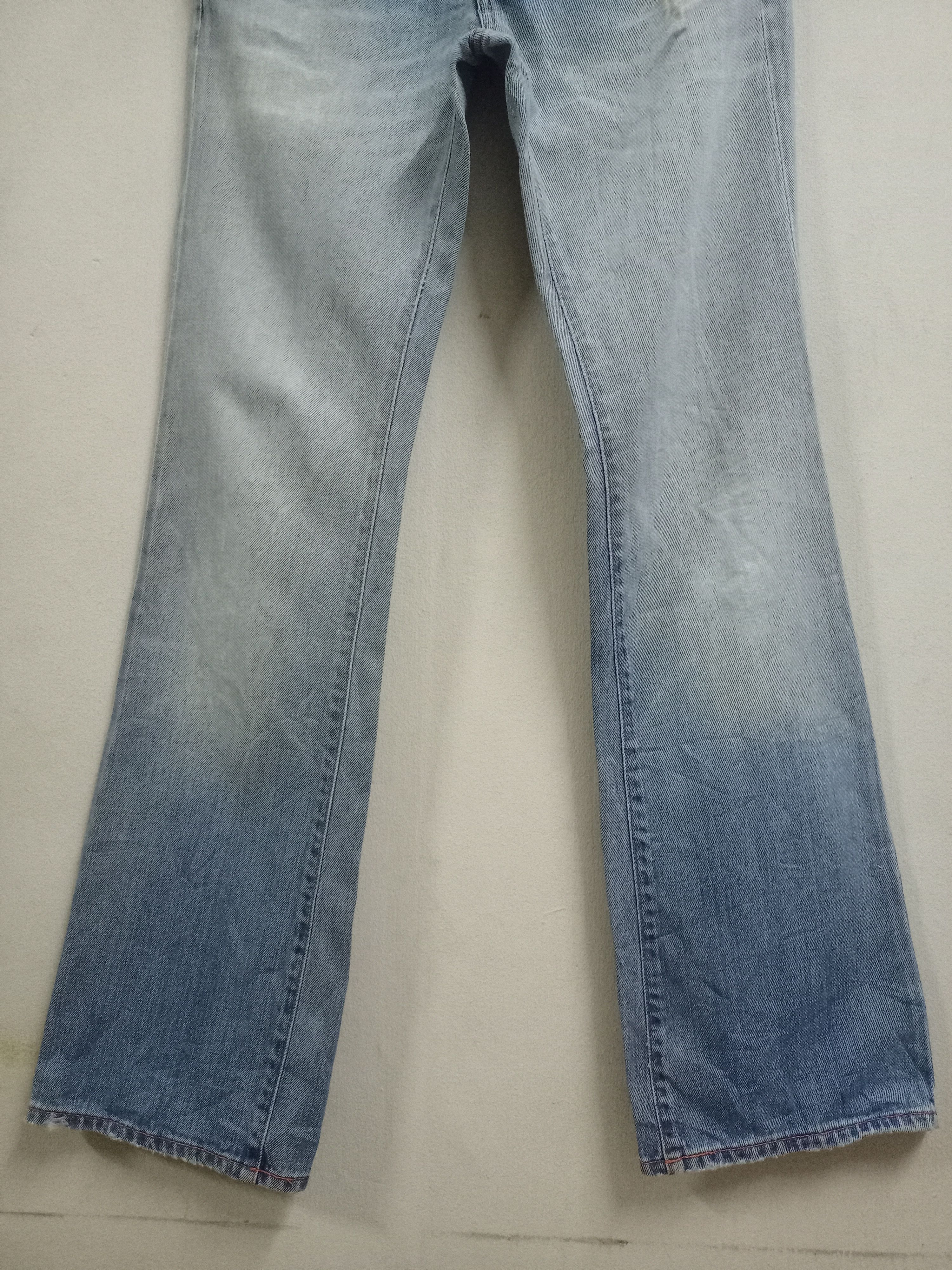 Diesel Vintage Diesel Blue Wash Distressed Flare Jeans Size 30" / US 8 / IT 44 - 5 Thumbnail