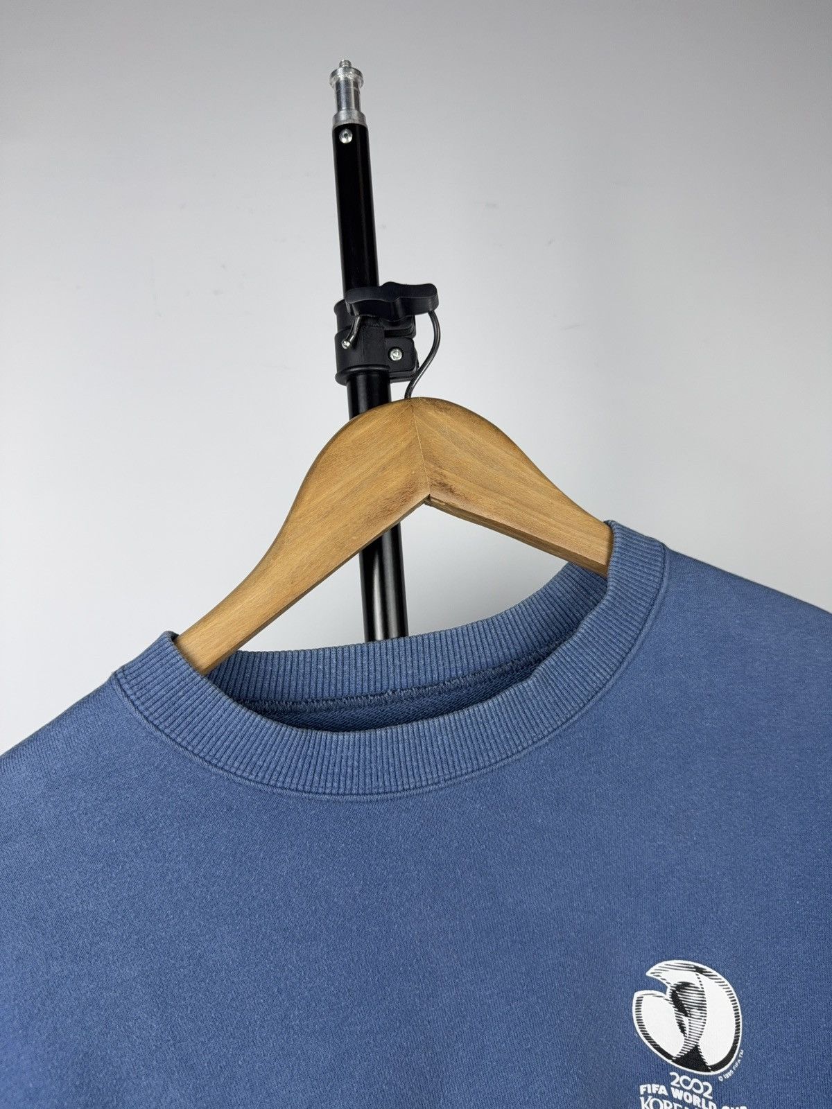 Vintage Vintage FIFA World Cup 2002 Korea Japan Crewneck Sweatshirt Size US M / EU 48-50 / 2 - 4 Thumbnail