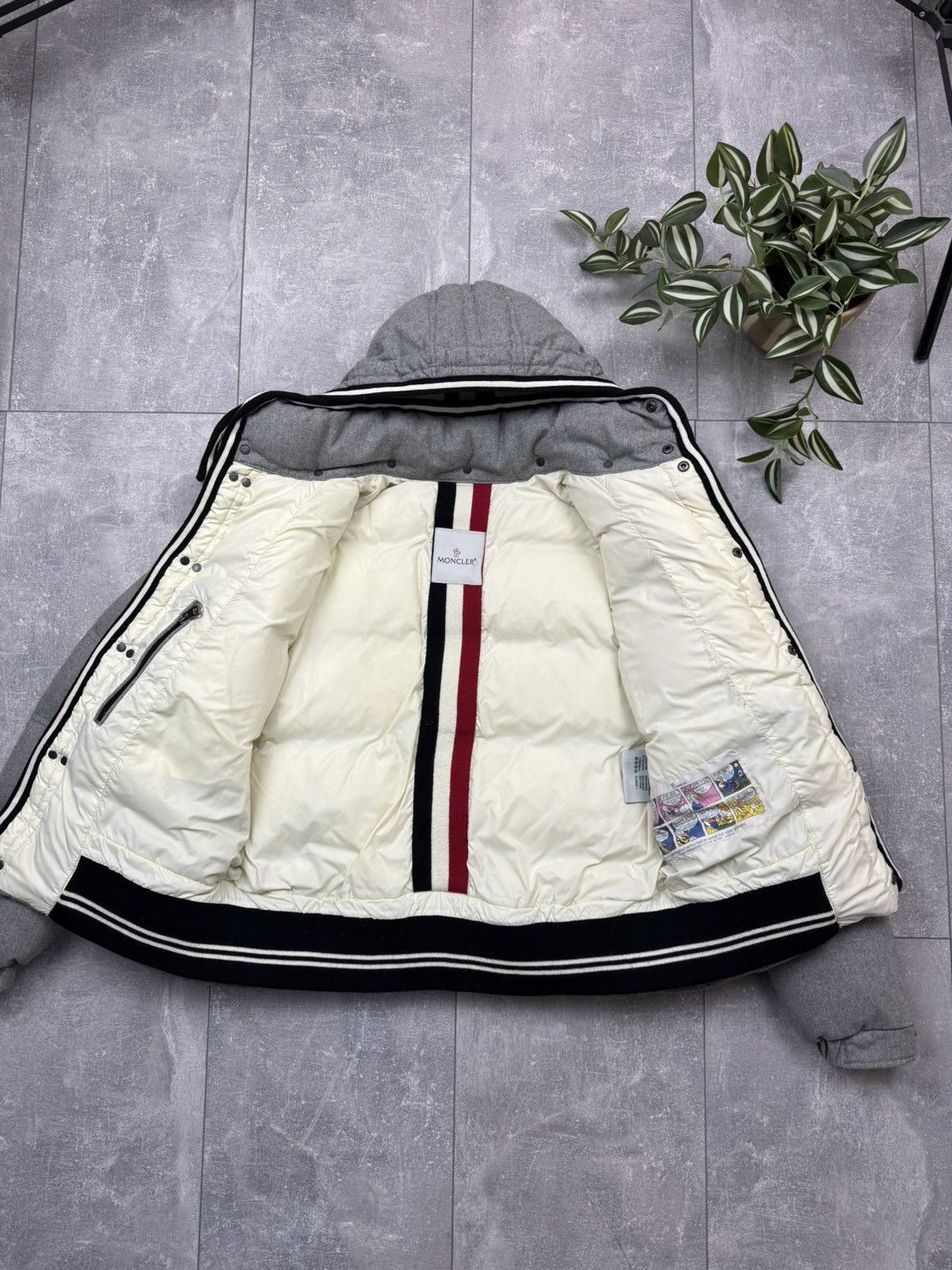 Moncler Vintage Moncler Branson Puffer Down Gray Snap Jacket Size 1 Size US S / EU 44-46 / 1 - 10 Thumbnail