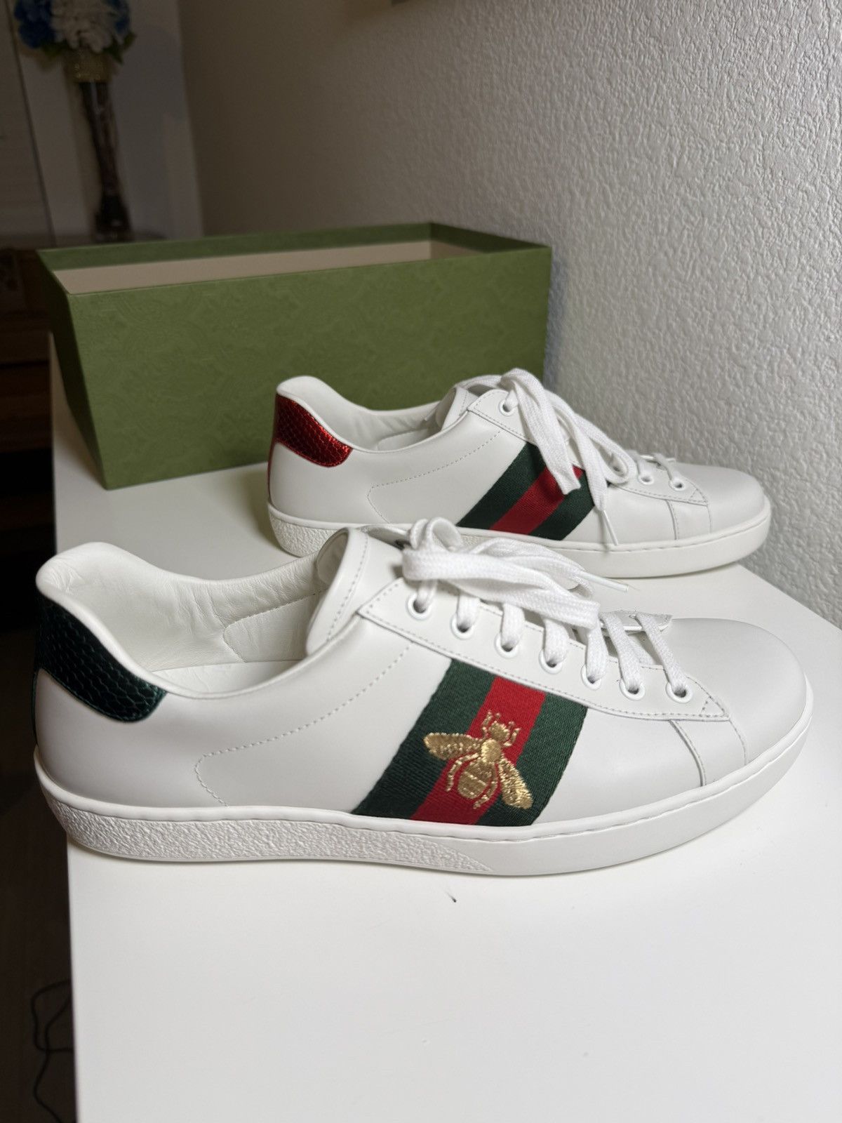Gucci Gucci Ace Bee Sneakers size 8/US 9.5 Size US 9.5 / EU 42-43 - 3 Thumbnail