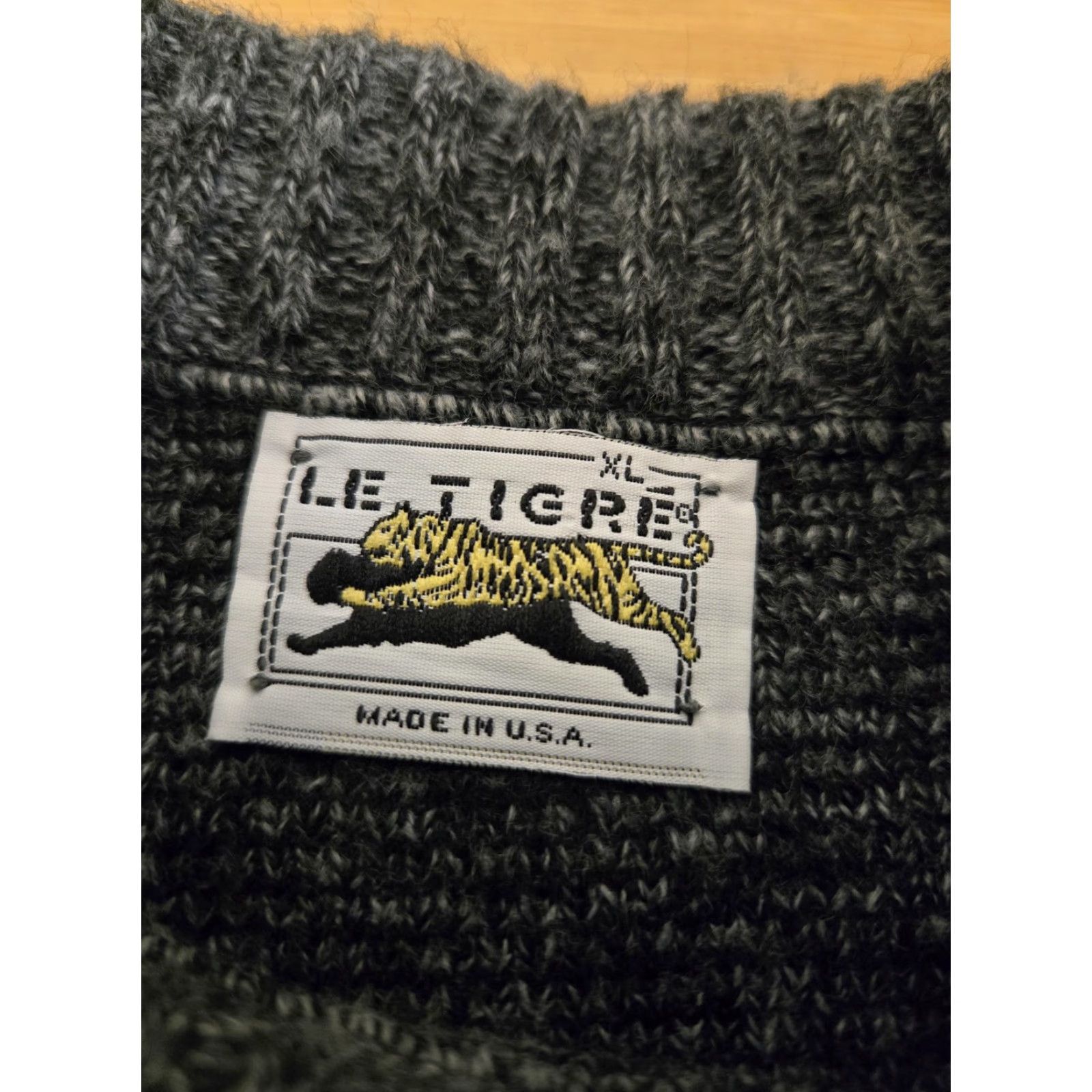 Vintage VINTAGE Le Tigre Sweater Mens XL Gray Black Crewneck Knit Made USA Geometric 90s Size US XL / EU 56 / 4 - 5 Thumbnail