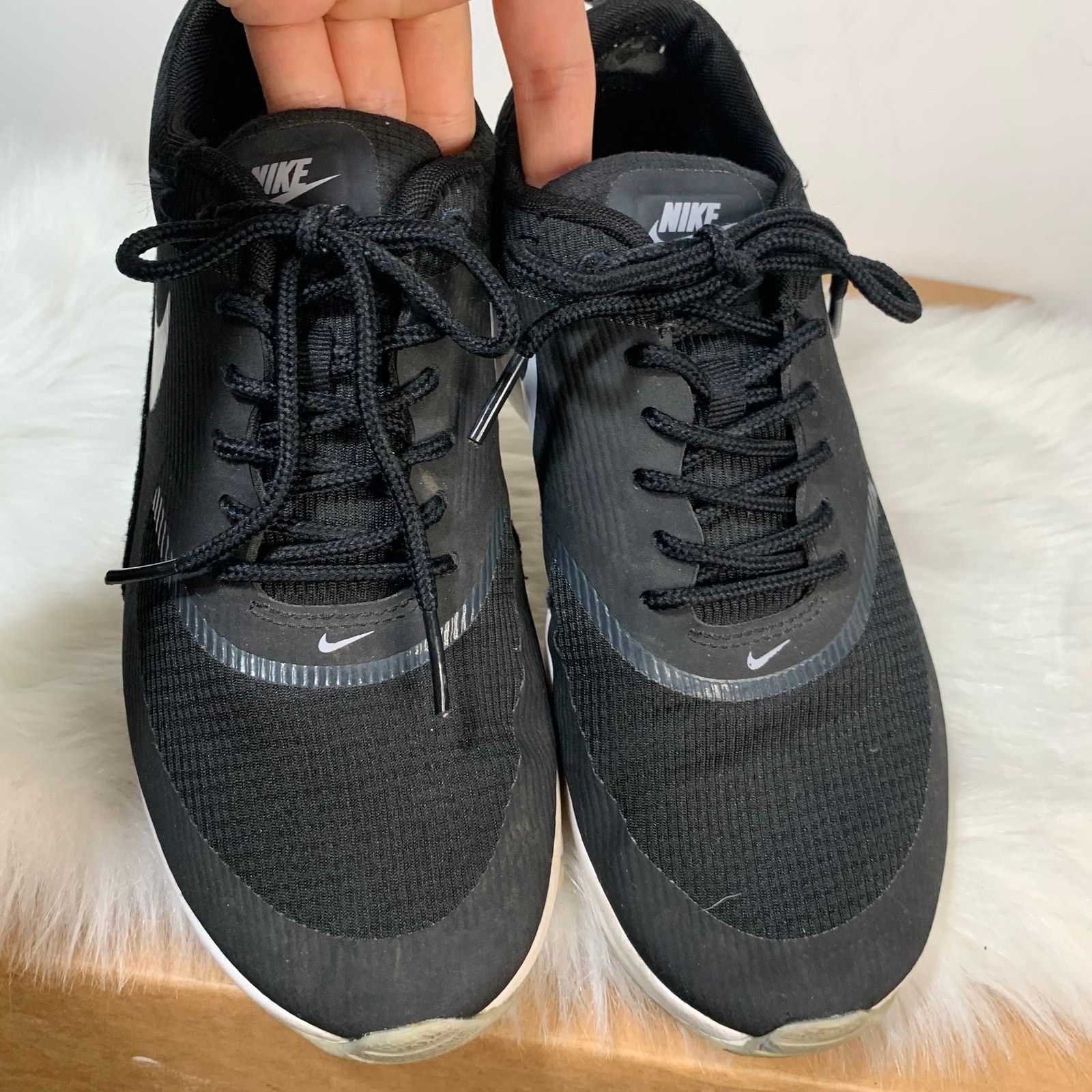 Nike Nike Air Max Thea Women's Black Athletic Shoes Size 7 Size US 7 / IT 37 - 2 Thumbnail