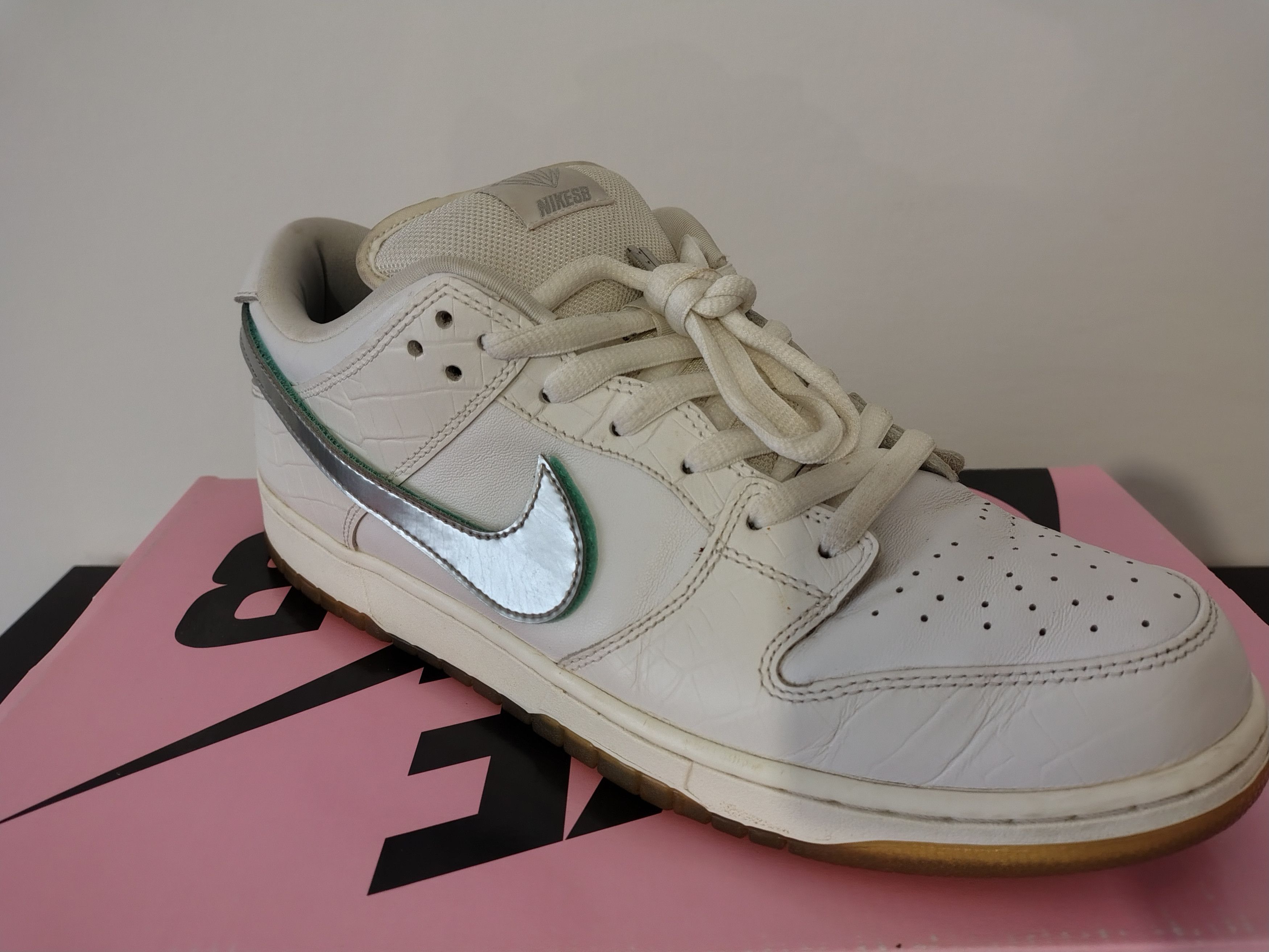 Nike SB Nike SB Dunk Low Diamond Supply Co. White Diamond Size US 13 / EU 46 - 4 Thumbnail