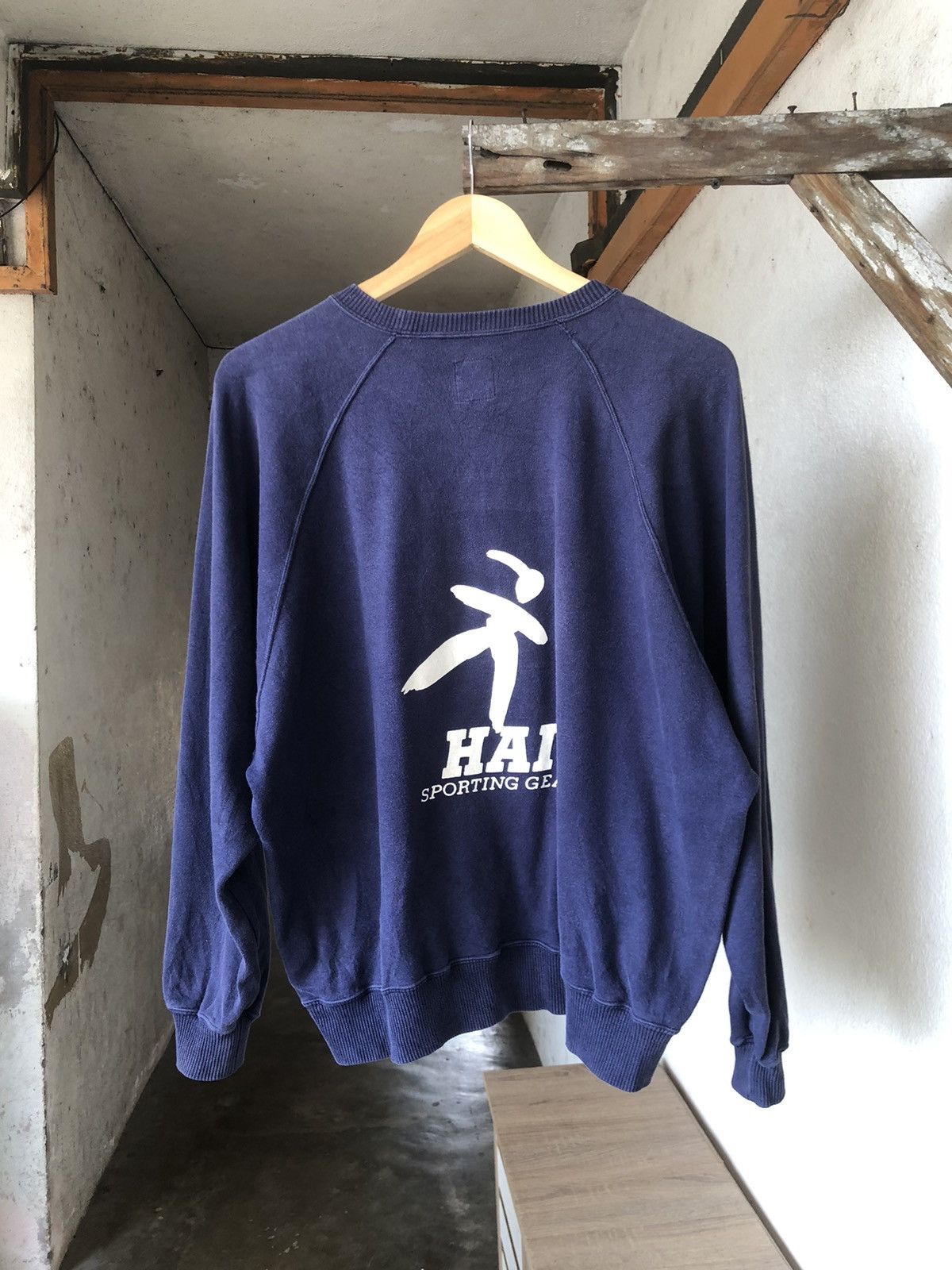 Hai Sporting Gear Vintage Hai Sporting Gear by Issey Miyake Faded Sweatshirt Size US M / EU 48-50 / 2 - 14 Thumbnail