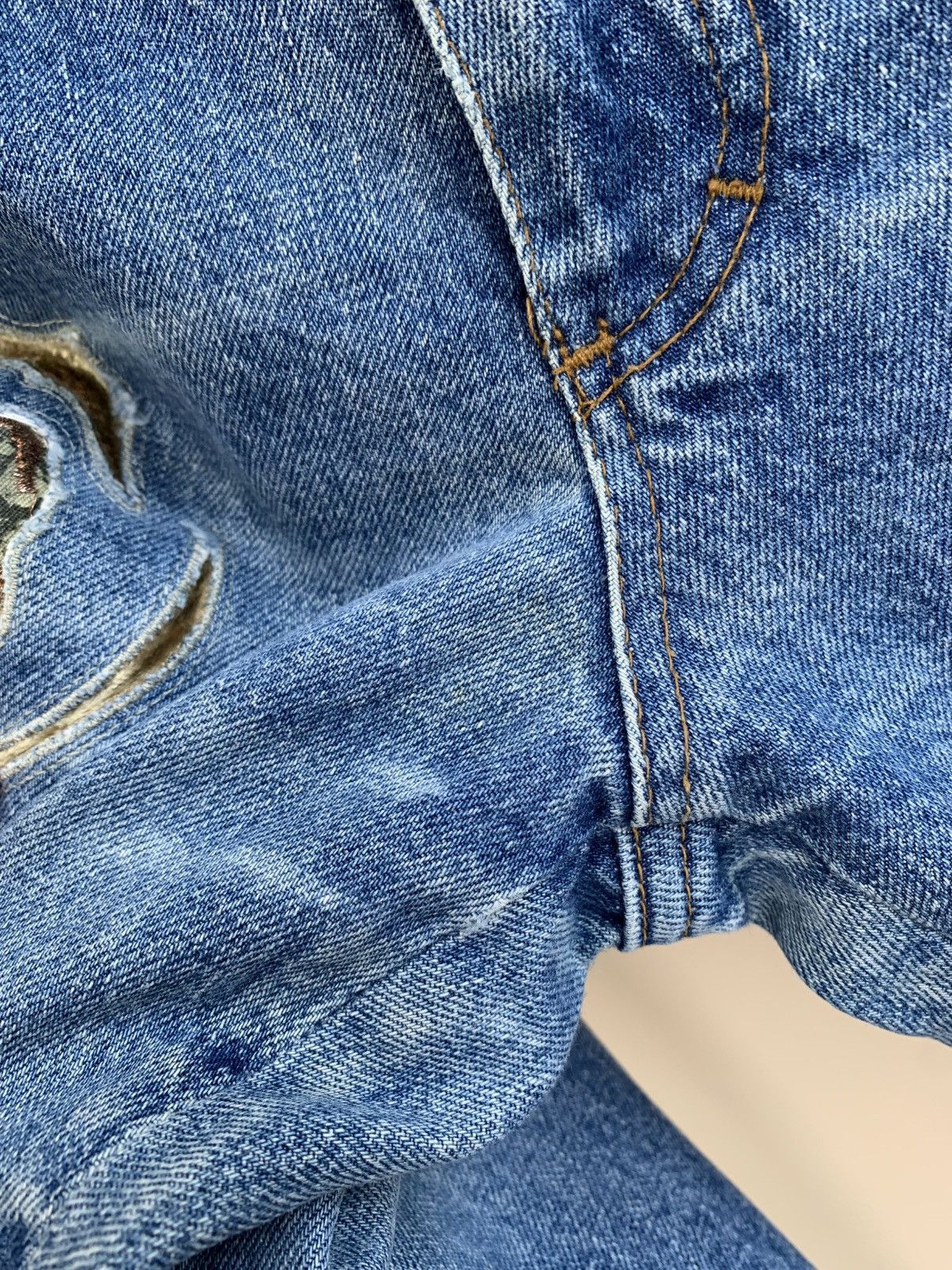 Roberto Cavalli Vintage Roberto Cavalli Blue Embroidered Flowers Denim Jeans Size US 32 / EU 48 - 13 Thumbnail