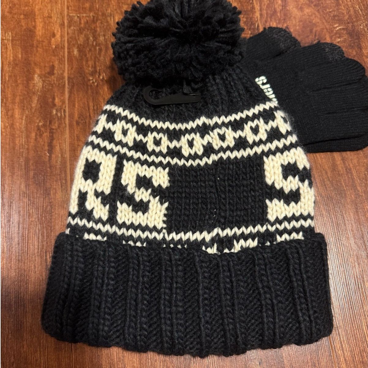 NFL Pittsburgh Steelers Ultra Game NFL Beanie Hat Gloves Set NWT Size ONE SIZE - 4 Thumbnail