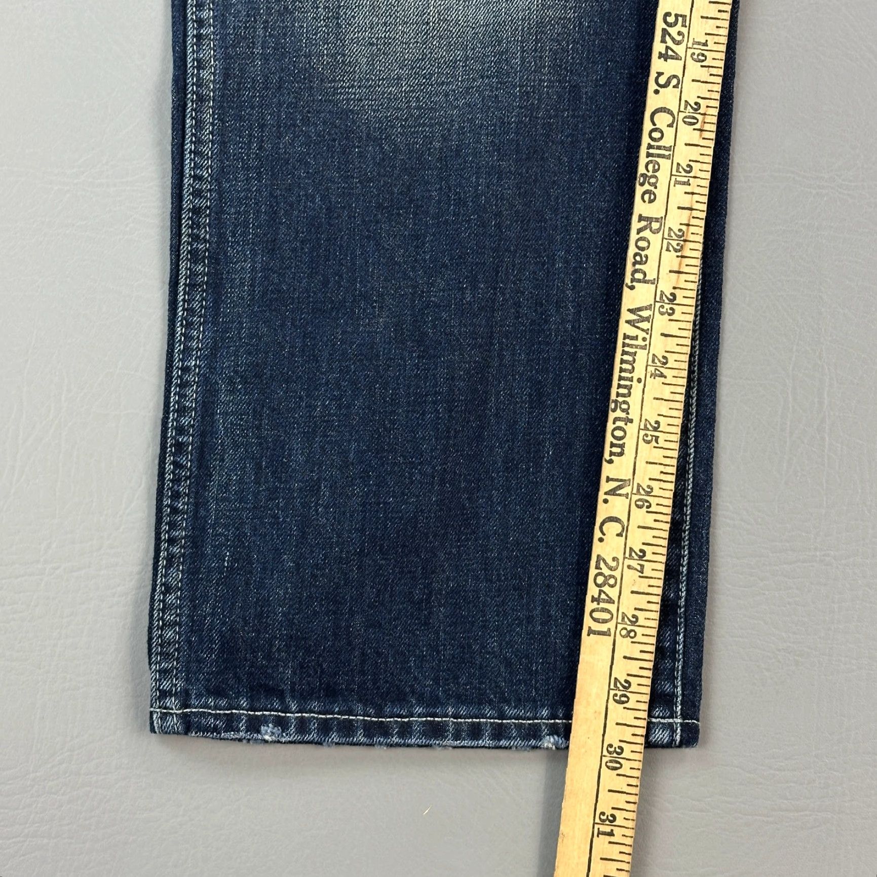 Banana Republic Banana Republic Heritage Collection Jeans Mens 38x30 Dark Wash Denim Button Fly Jeans Mens 38x30 Dark Wash Denim Button Fly Size US 38 / EU 54 - 3 Thumbnail