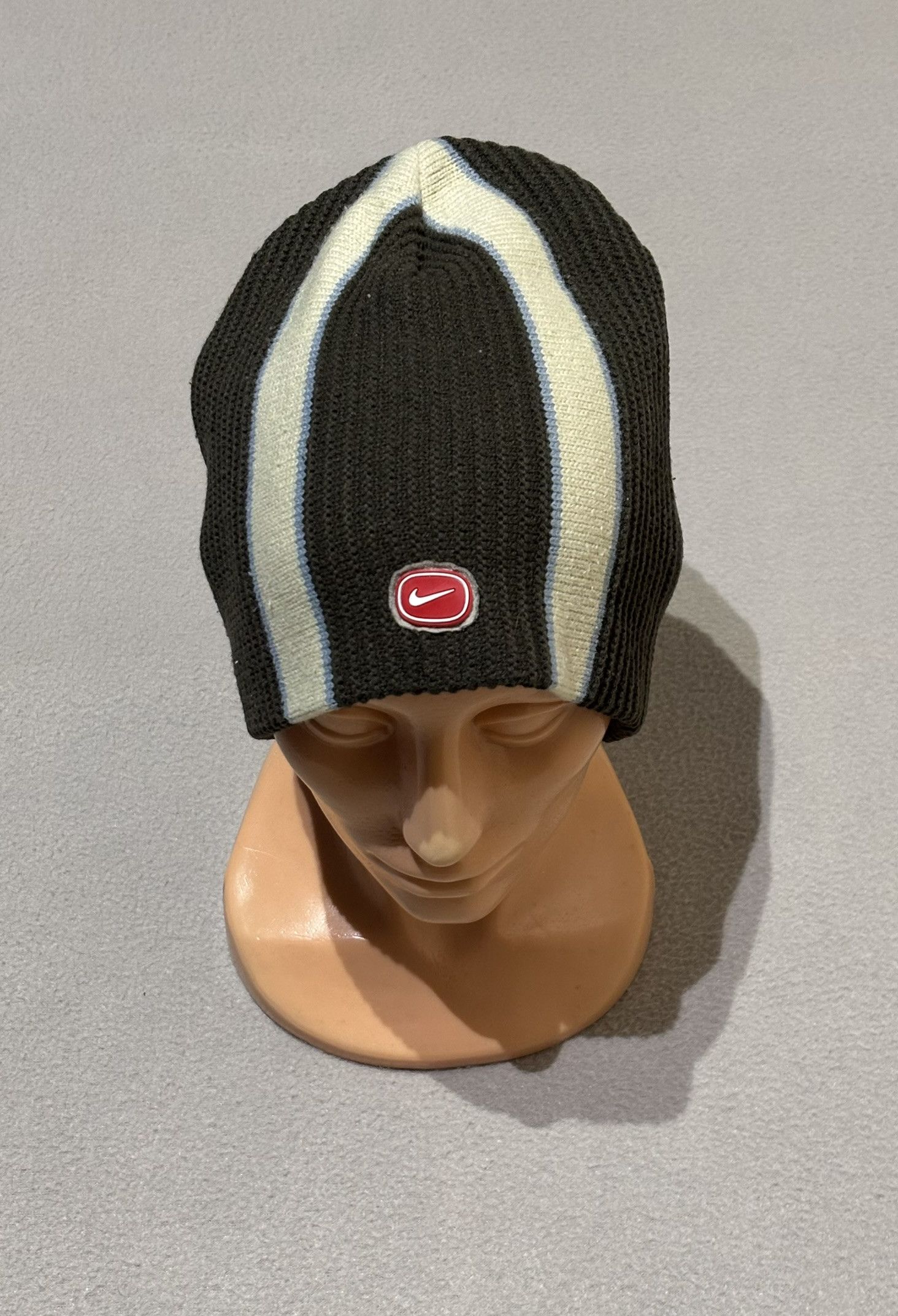 Nike Nike vintage winter hat Size ONE SIZE - 1 Thumbnail