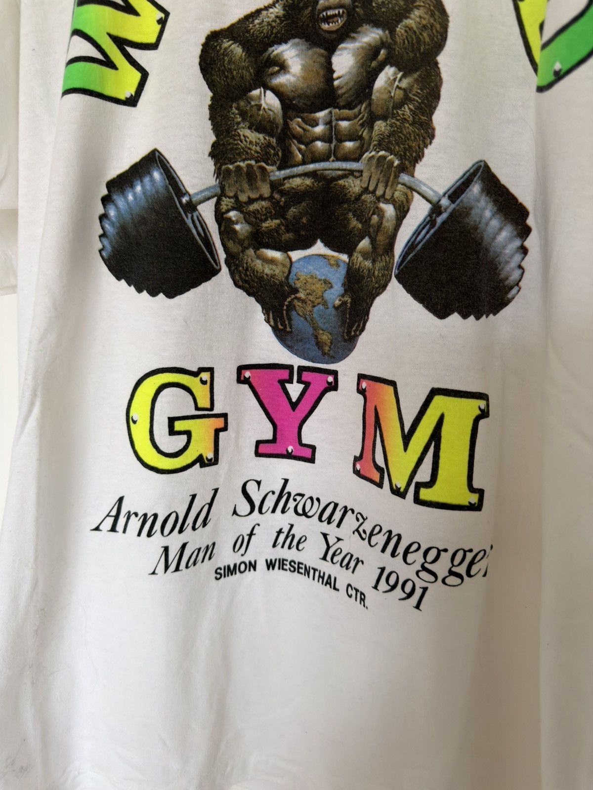 Vintage *RARE* VINTAGE 1991 90s WORLD GYM T-SHIRT ARNOLD GORILLA Size US L / EU 52-54 / 3 - 2 Thumbnail
