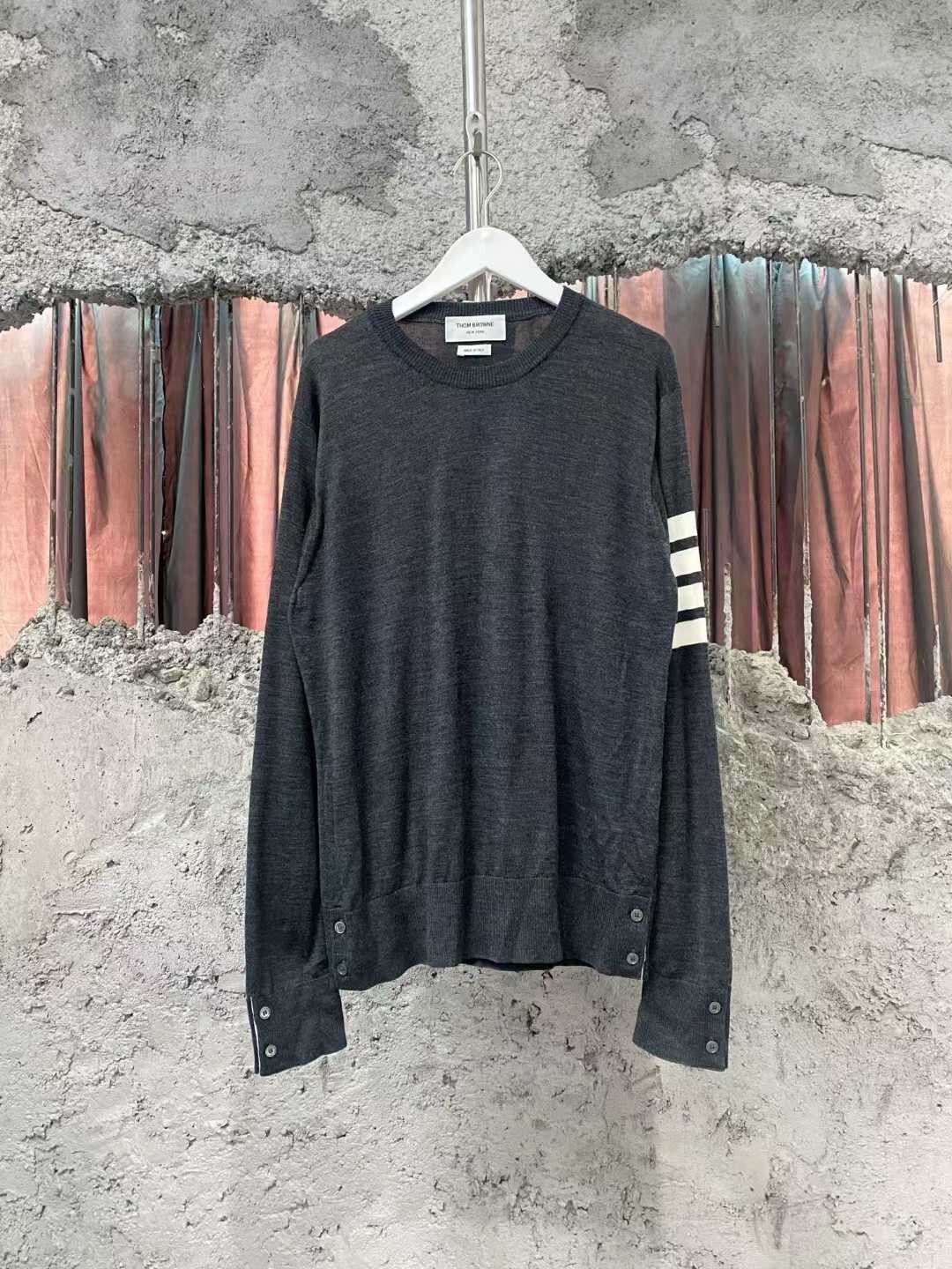 thom browne dark gray knit sweater