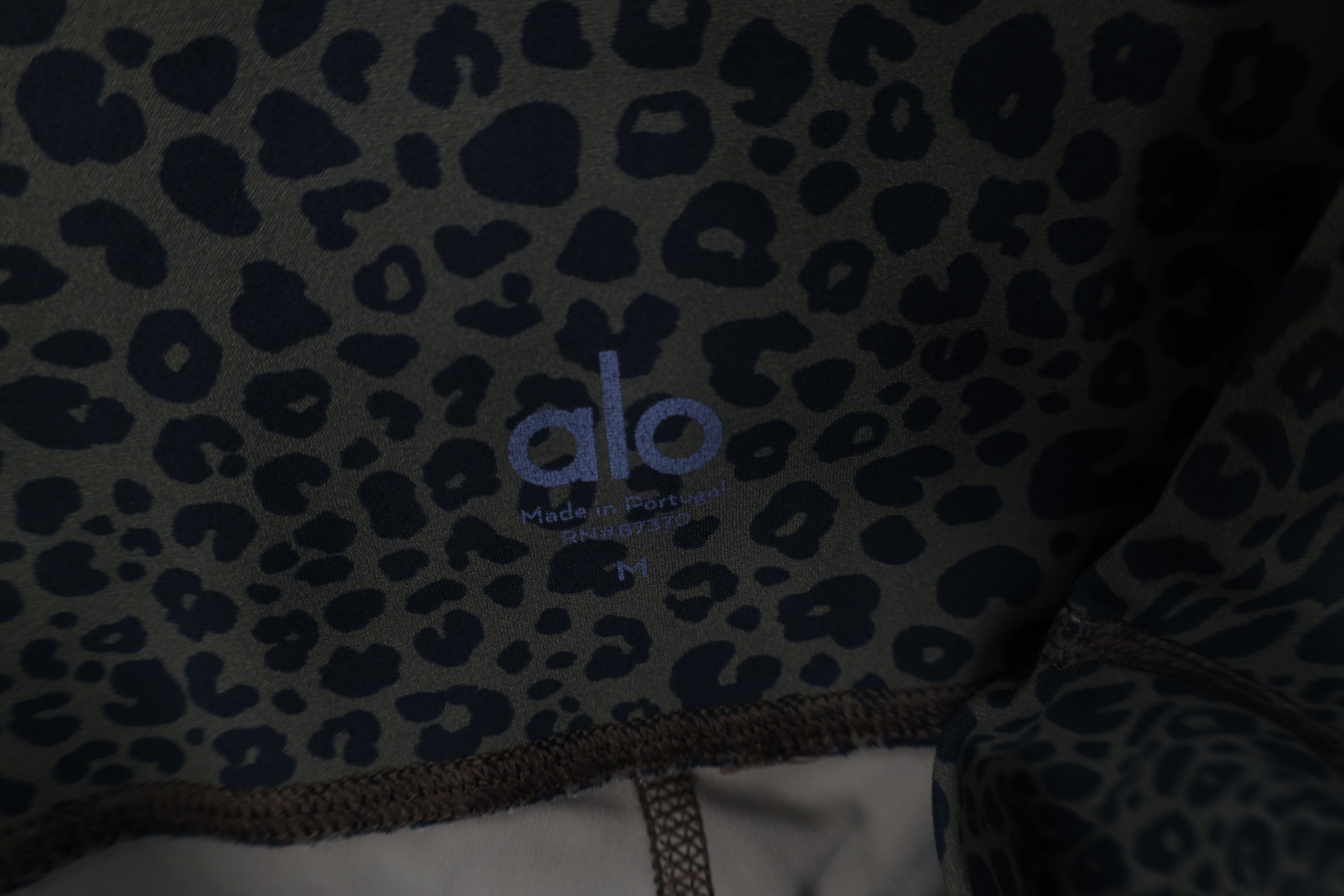 Vintage ALO High Waist Leopard Print Leggings Pants Yoga Running Size 25" / US 0 / IT 36 - 6 Thumbnail