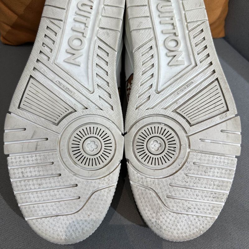 Louis Vuitton Nigo x Louis Vuitton White Trainer Sneakers -2508 Size US 8 / EU 41 - 7 Thumbnail