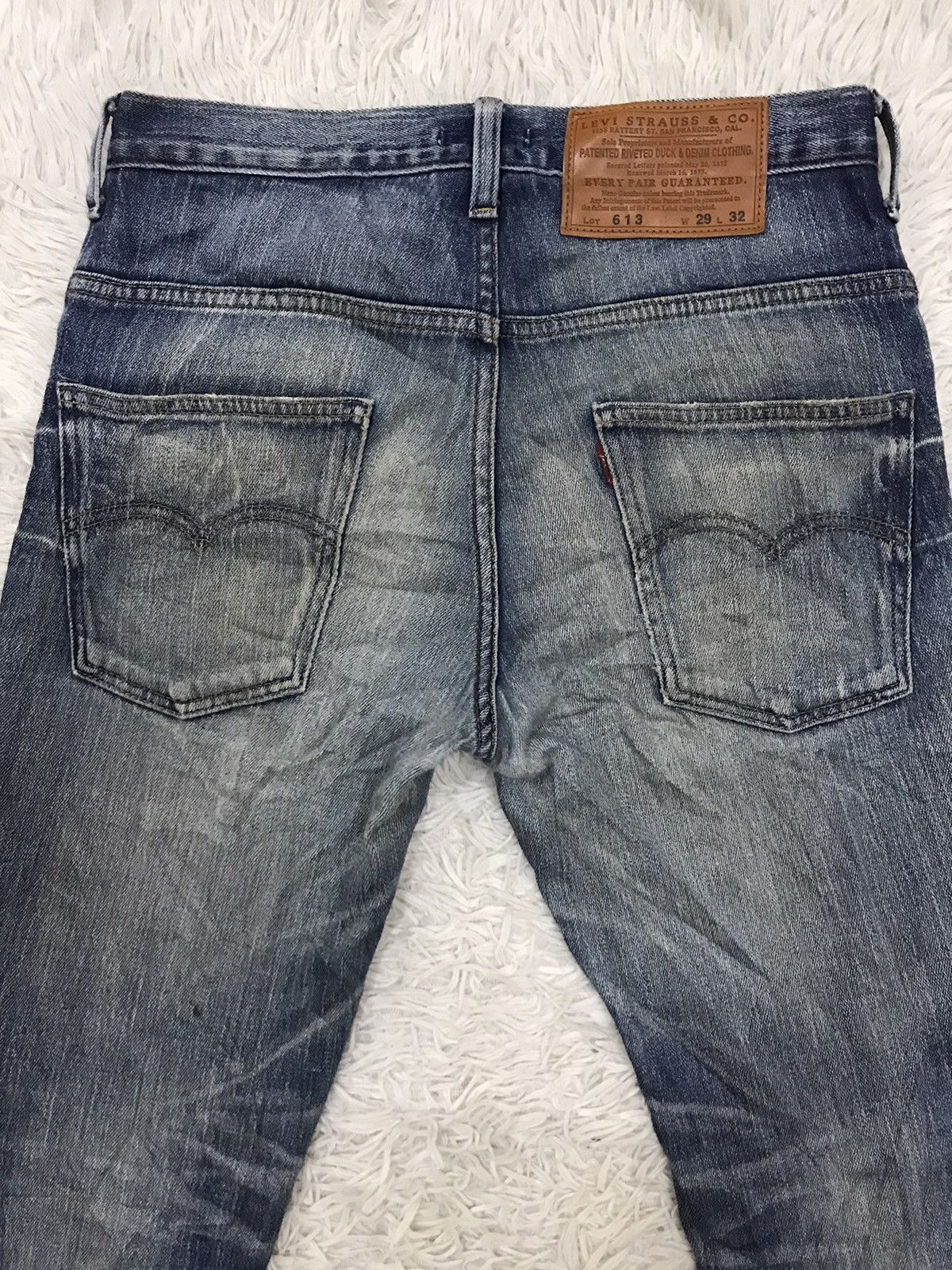 Levi's Vintage Clothing Vintage Levis Lot 613 Skinny Leg Distressed Denim Jeans Size US 29 - 5 Thumbnail