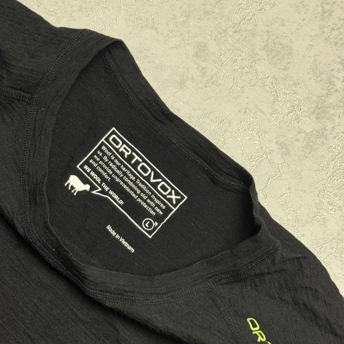 ORTOVOX Ortovox Merino Wool T-Shirt Size L Size US L / EU 52-54 / 3 - 5 Thumbnail