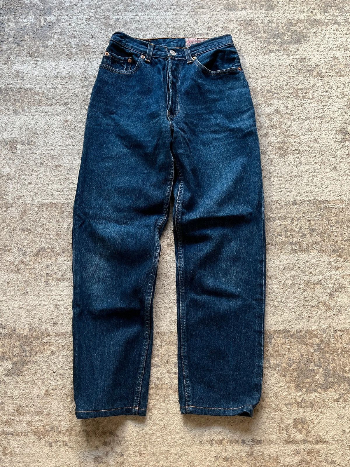 Levi's Levi’s 901 Women Sz W 28 L 32 Made in Spain Vintage 1994 Size 28" / US 6 / IT 42 - 1 Thumbnail