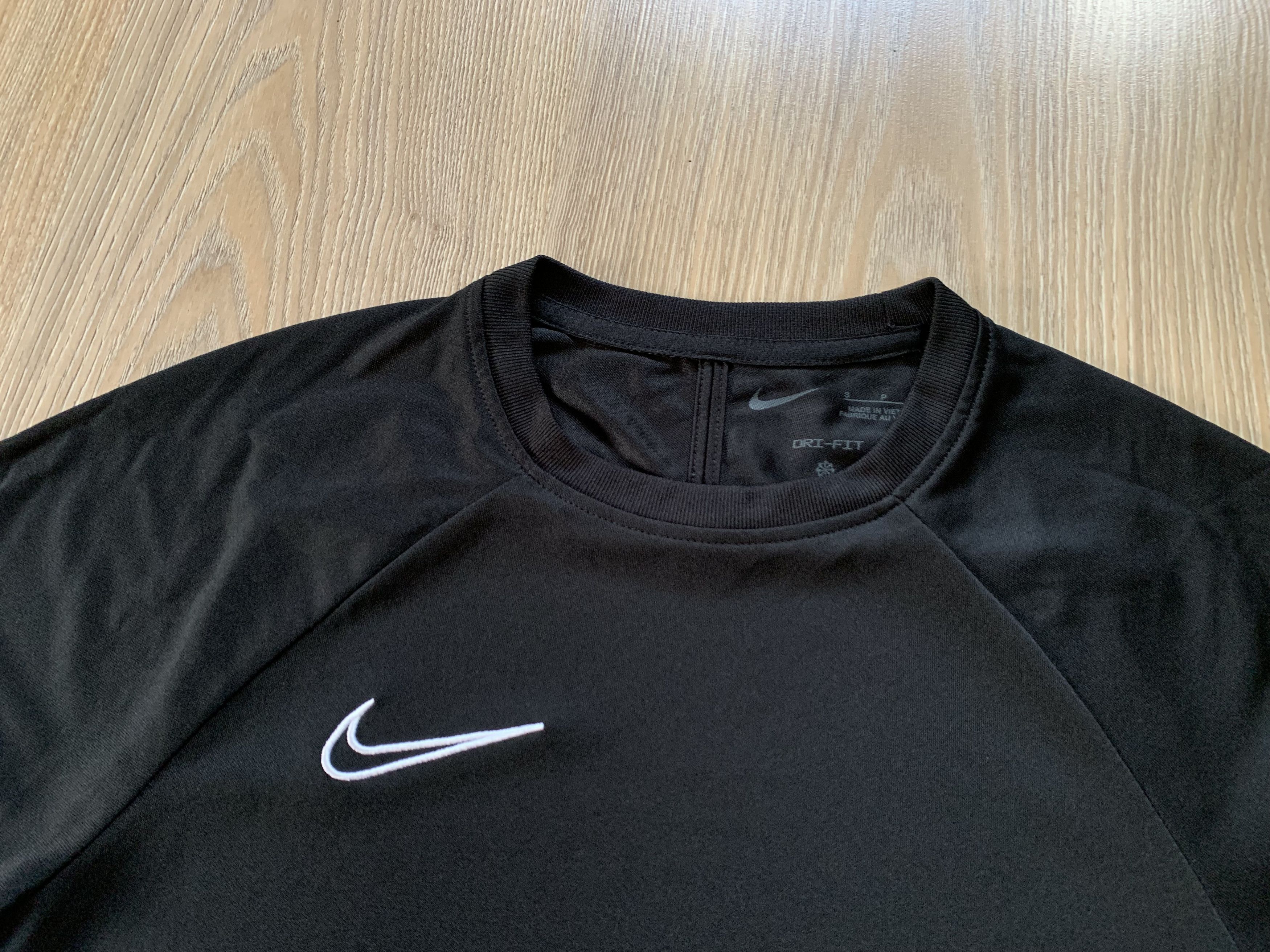 Nike Nike Black Sport T Shirt Size US S / EU 44-46 / 1 - 4 Thumbnail