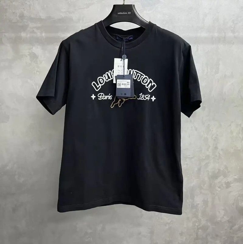 Louis Vuitton Louis Vuitton Black Cotton Men's T-Shirt 0089 Size US M / EU 48-50 / 2 - 1 Thumbnail